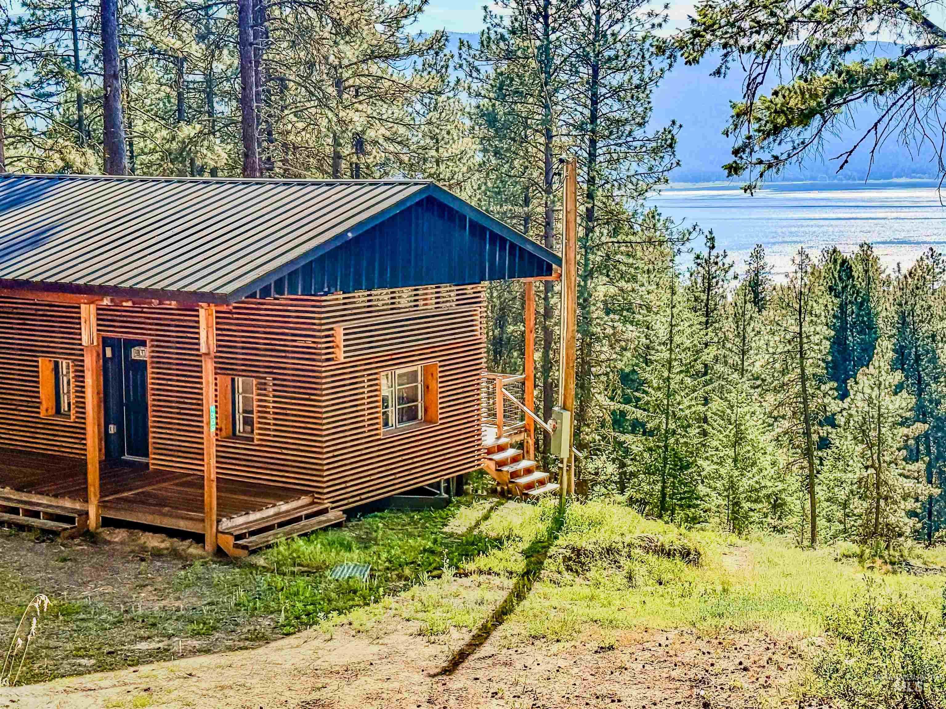 1309 Laurel Drive, Cascade, Idaho 83611, 1 Bedroom, 1 Bathroom, Residential For Sale, Price $350,000, 98992299