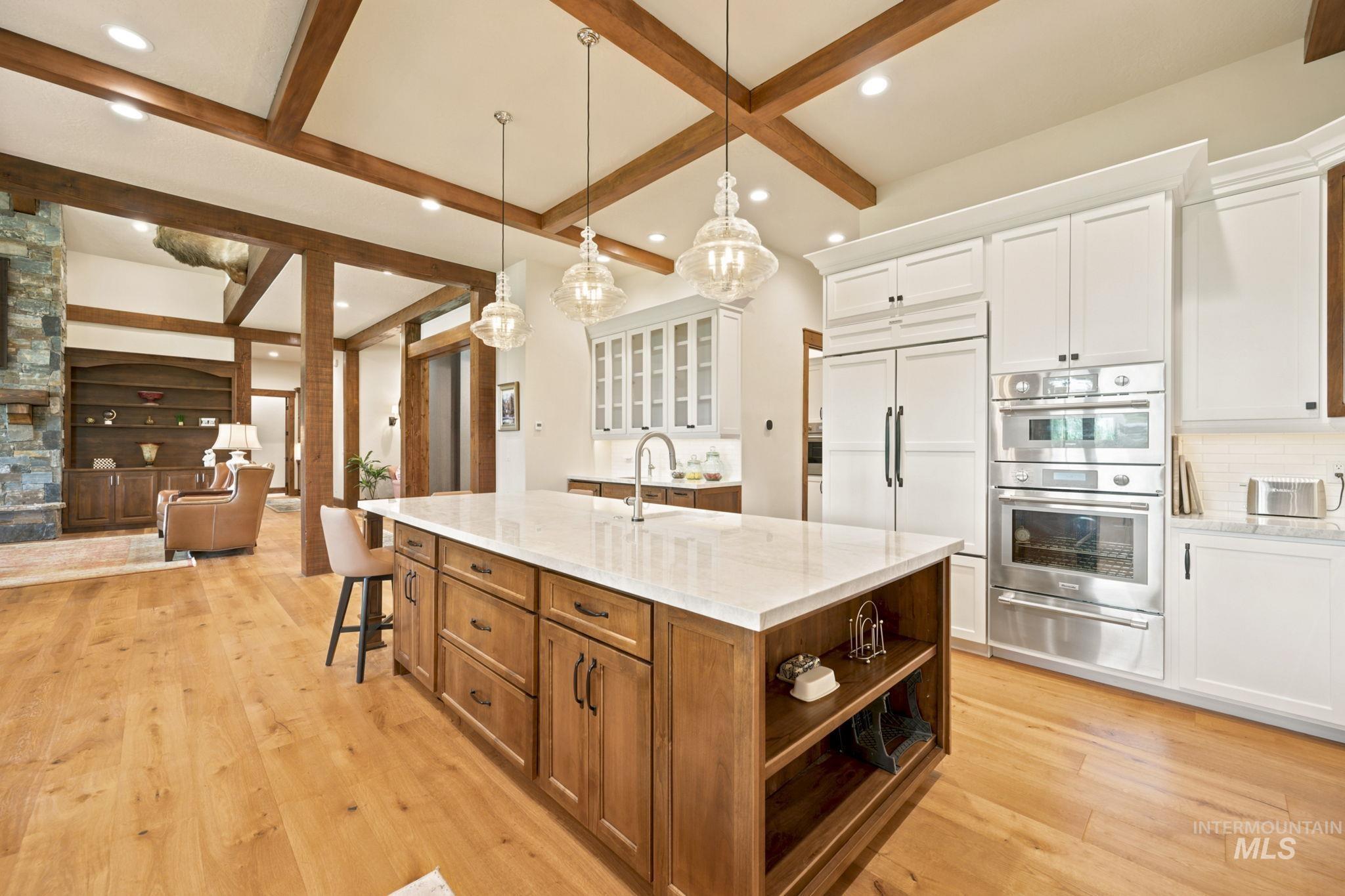 976 Discovery Drive, Donnelly, Idaho 83615, 4 Bedrooms, 6 Bathrooms, Residential For Sale, Price $3,999,000,MLS 98992301