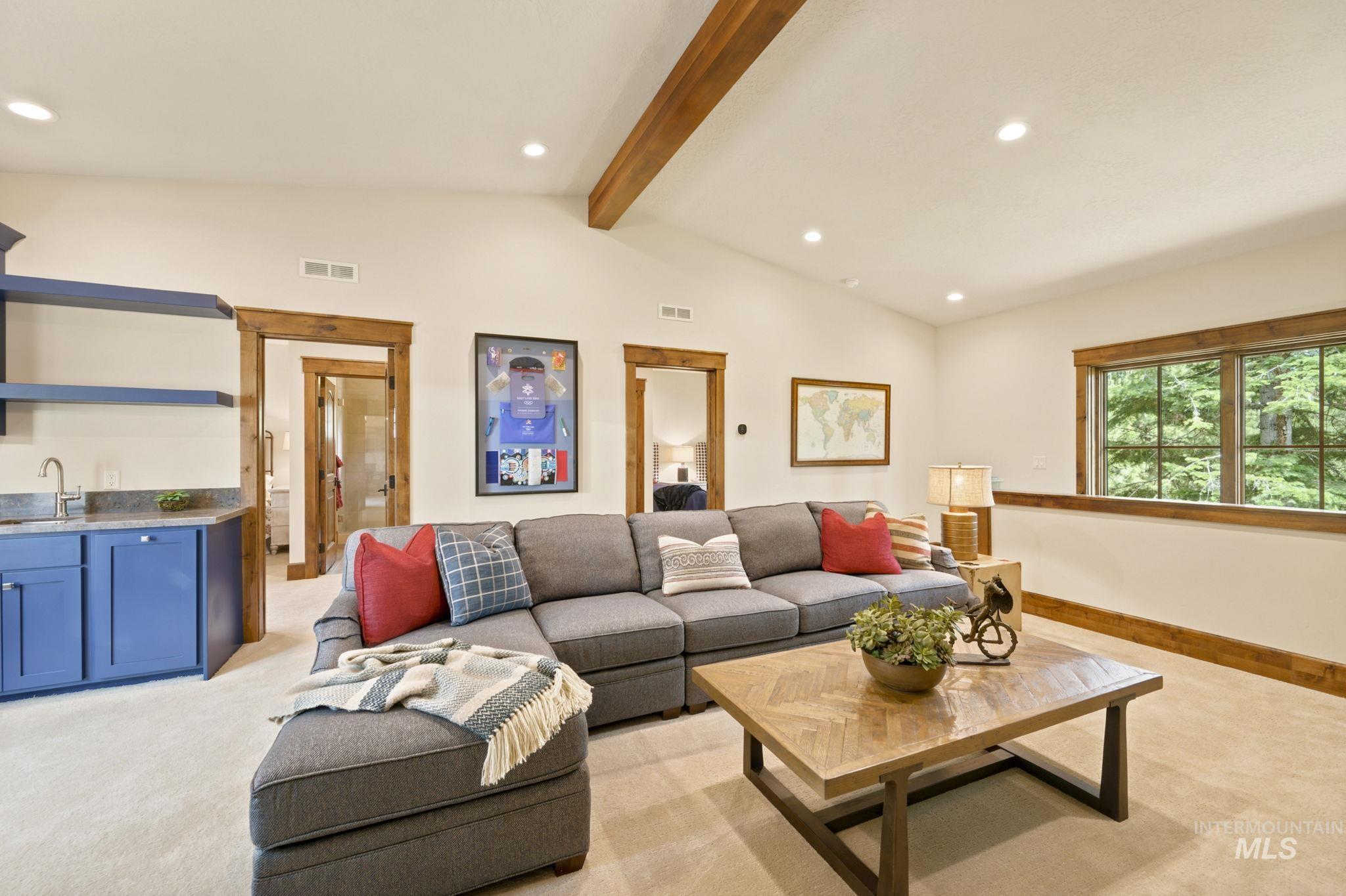 976 Discovery Drive, Donnelly, Idaho 83615, 4 Bedrooms, 6 Bathrooms, Residential For Sale, Price $3,999,000,MLS 98992301