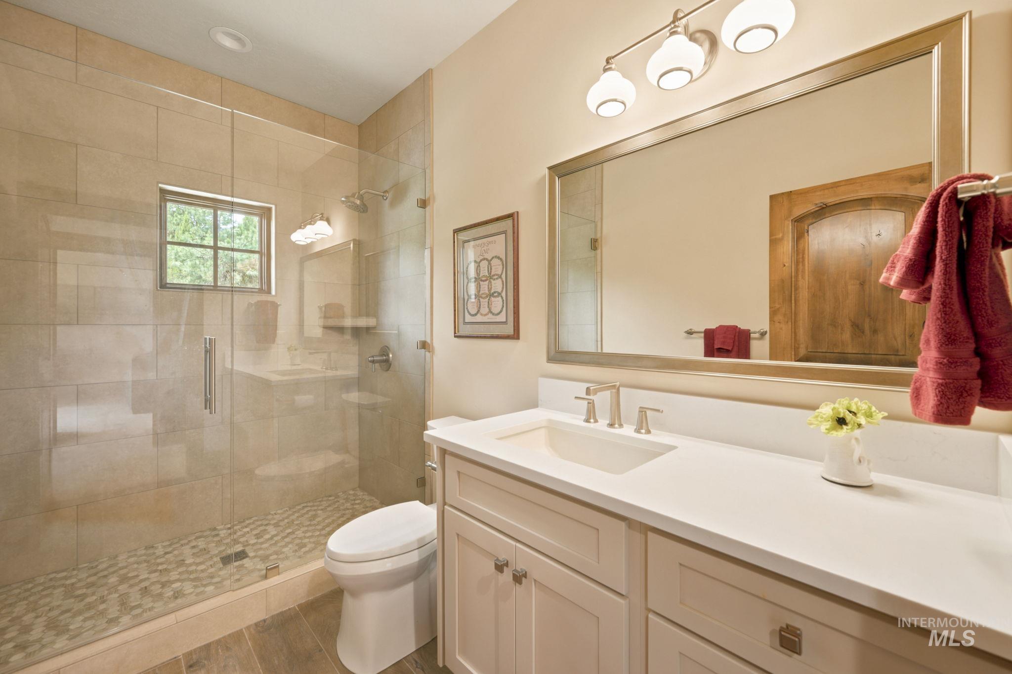 976 Discovery Drive, Donnelly, Idaho 83615, 4 Bedrooms, 6 Bathrooms, Residential For Sale, Price $3,999,000,MLS 98992301