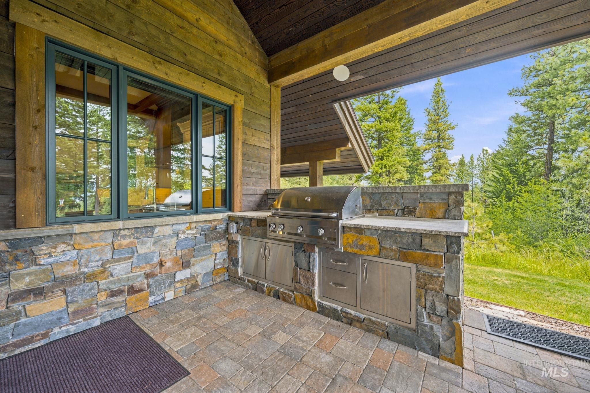 976 Discovery Drive, Donnelly, Idaho 83615, 4 Bedrooms, 6 Bathrooms, Residential For Sale, Price $3,999,000,MLS 98992301