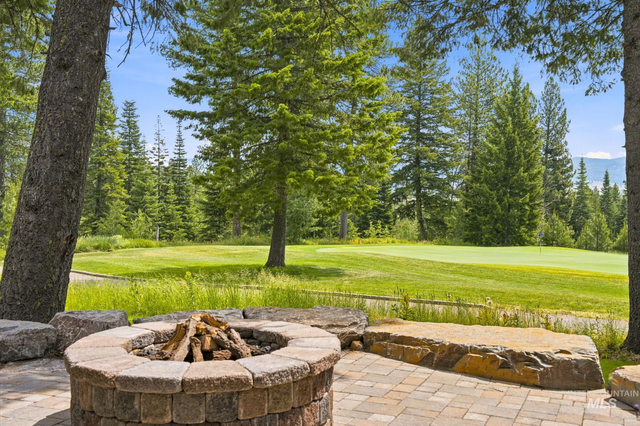 976 Discovery Drive, Donnelly, Idaho 83615, 4 Bedrooms, 6 Bathrooms, Residential For Sale, Price $3,999,000,MLS 98992301