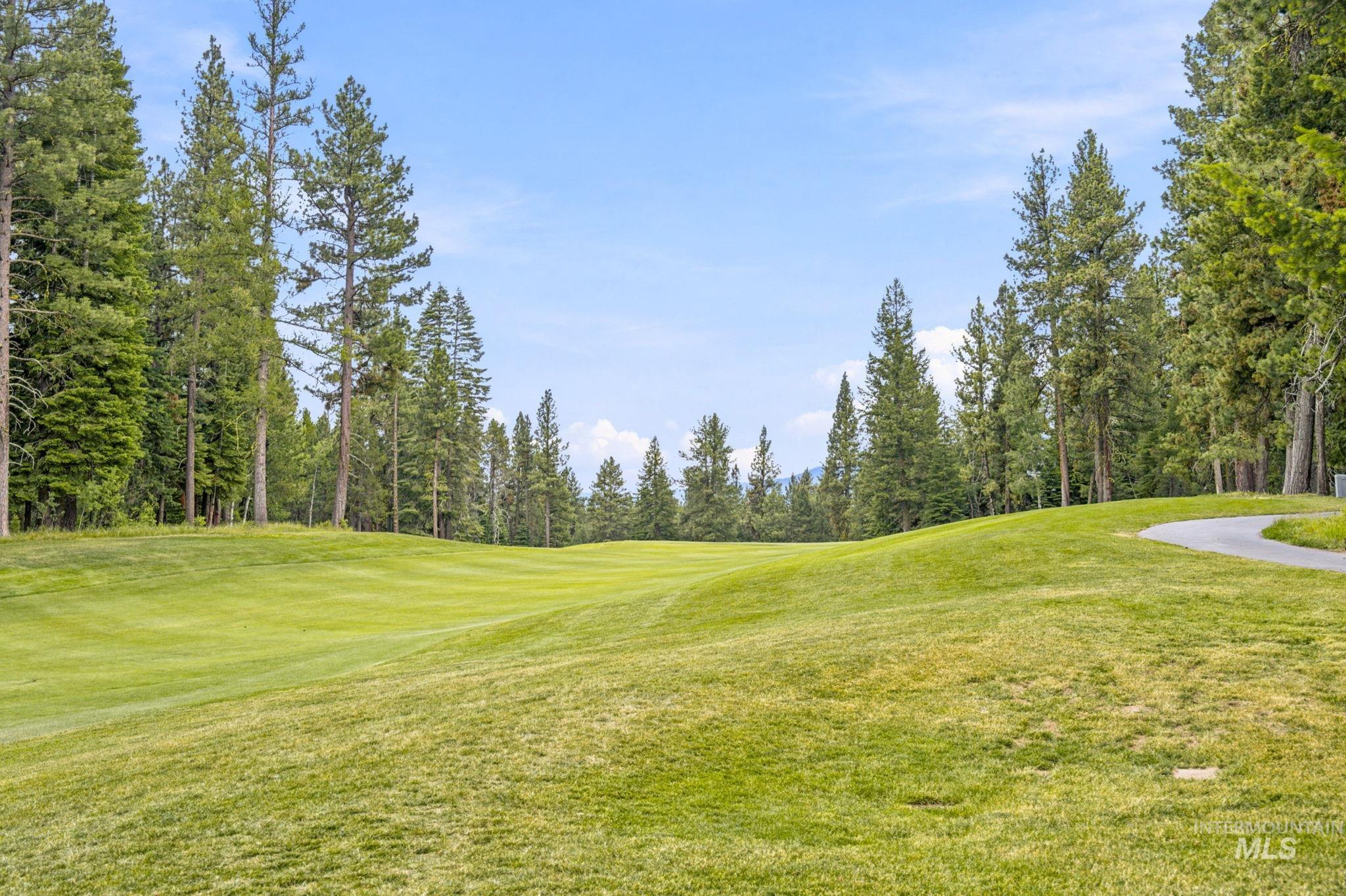 976 Discovery Drive, Donnelly, Idaho 83615, 4 Bedrooms, 6 Bathrooms, Residential For Sale, Price $3,999,000,MLS 98992301