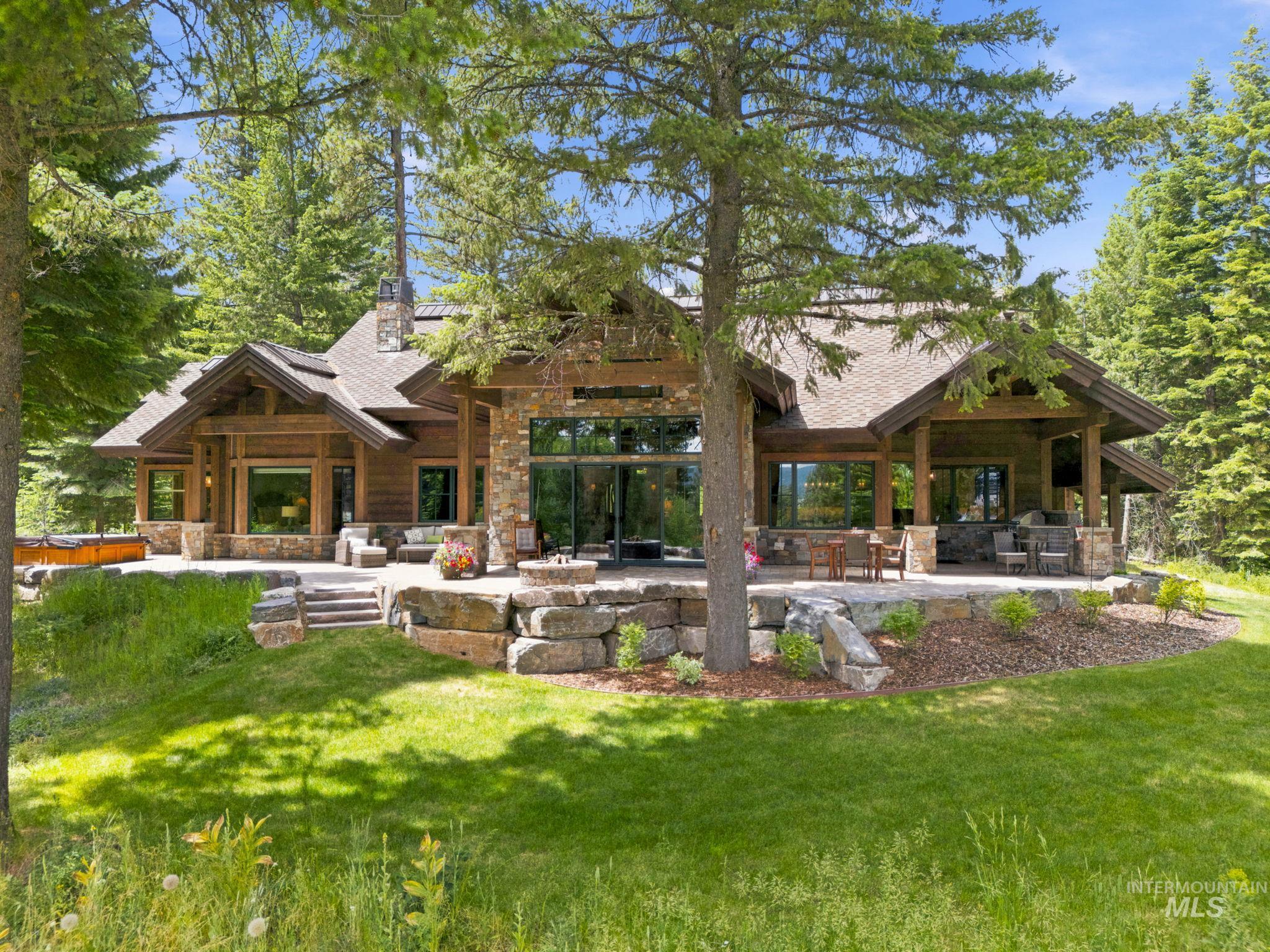 976 Discovery Drive, Donnelly, Idaho 83615, 4 Bedrooms, 6 Bathrooms, Residential For Sale, Price $3,999,000,MLS 98992301