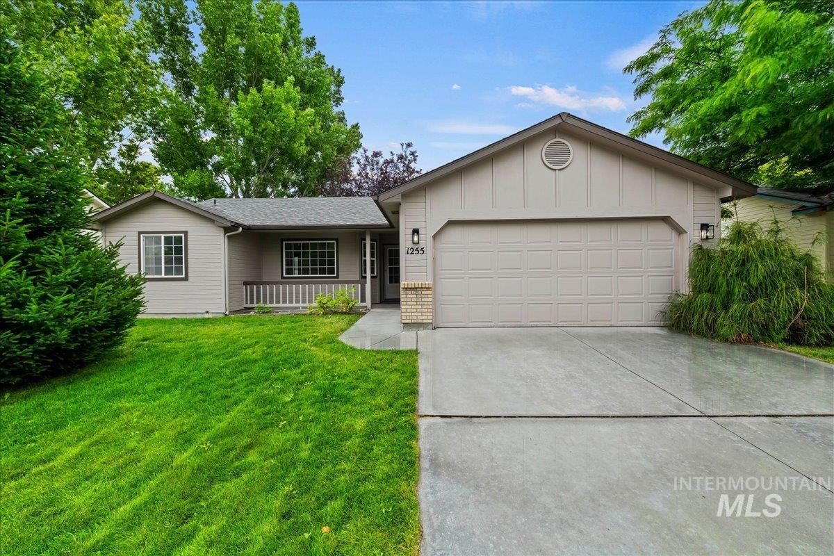 1255 N Tumbler Dr, Kuna, Idaho 83634, 3 Bedrooms, 2 Bathrooms, Residential For Sale, Price $380,000, 98992304