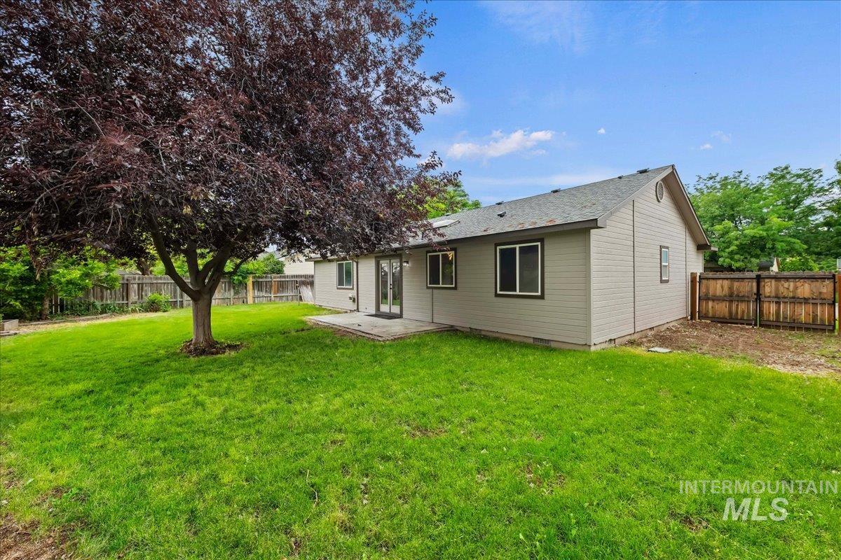 1255 N Tumbler Dr, Kuna, Idaho 83634, 3 Bedrooms, 2 Bathrooms, Residential For Sale, Price $380,000, 98992304