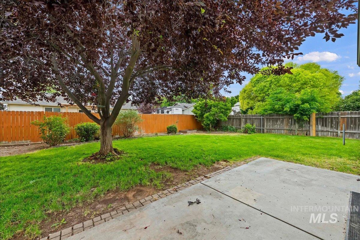 1255 N Tumbler Dr, Kuna, Idaho 83634, 3 Bedrooms, 2 Bathrooms, Residential For Sale, Price $380,000, 98992304
