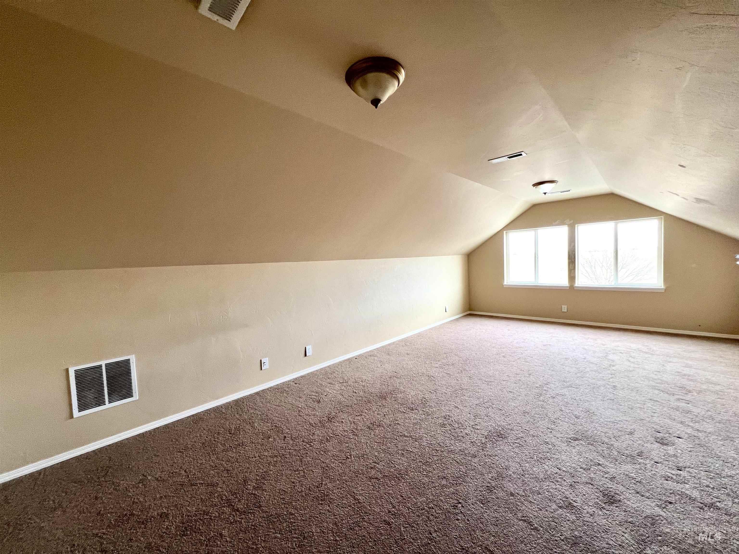 842 W 400 S, Heyburn, Idaho 83336, 4 Bedrooms, 2 Bathrooms, Residential For Sale, Price $610,000, 98992307