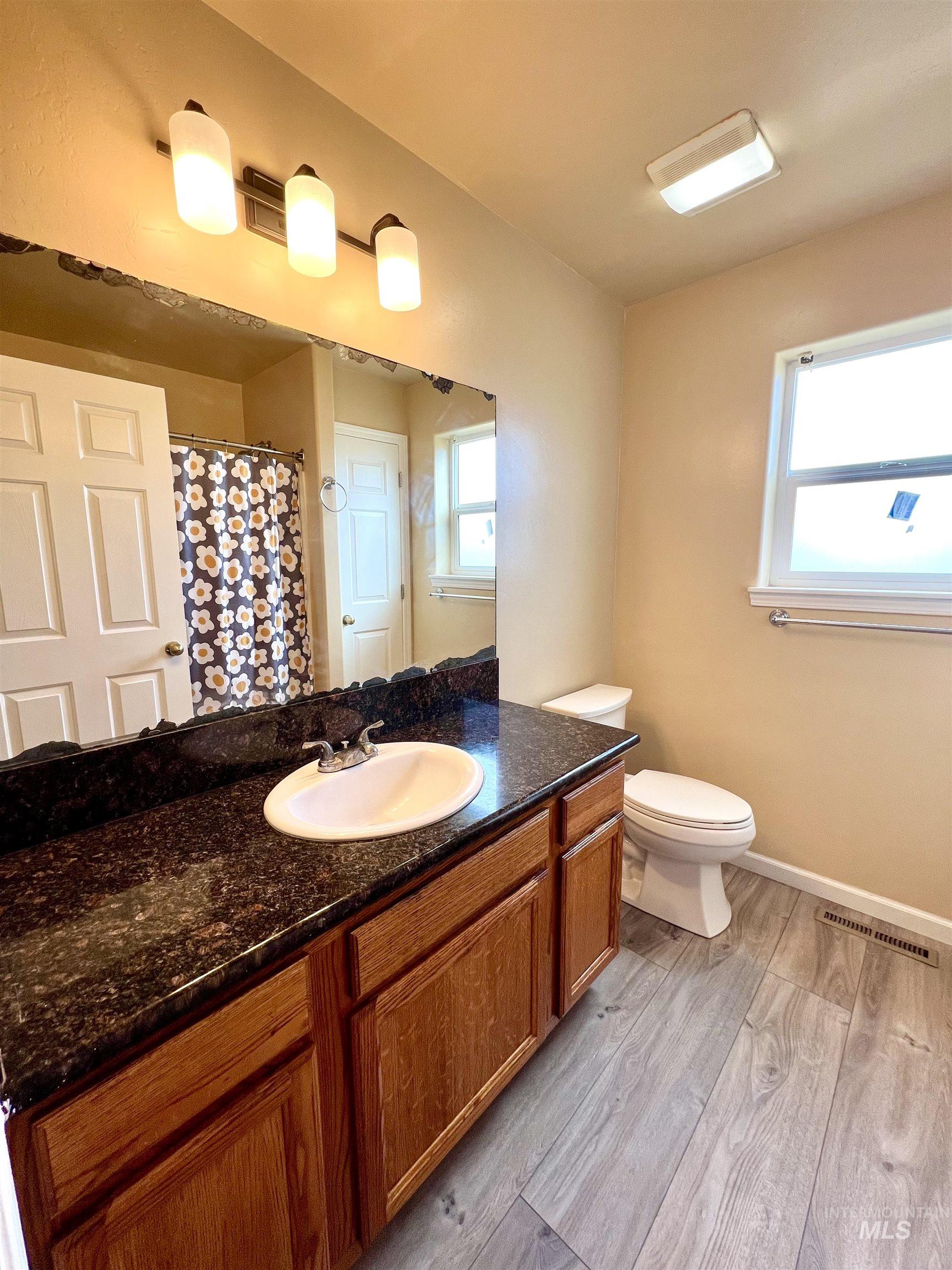 842 W 400 S, Heyburn, Idaho 83336, 4 Bedrooms, 2 Bathrooms, Residential For Sale, Price $610,000, 98992307