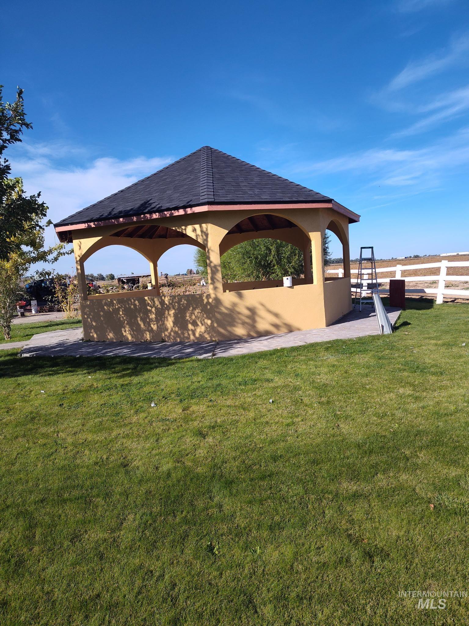 842 W 400 S, Heyburn, Idaho 83336, 4 Bedrooms, 2 Bathrooms, Residential For Sale, Price $610,000, 98992307
