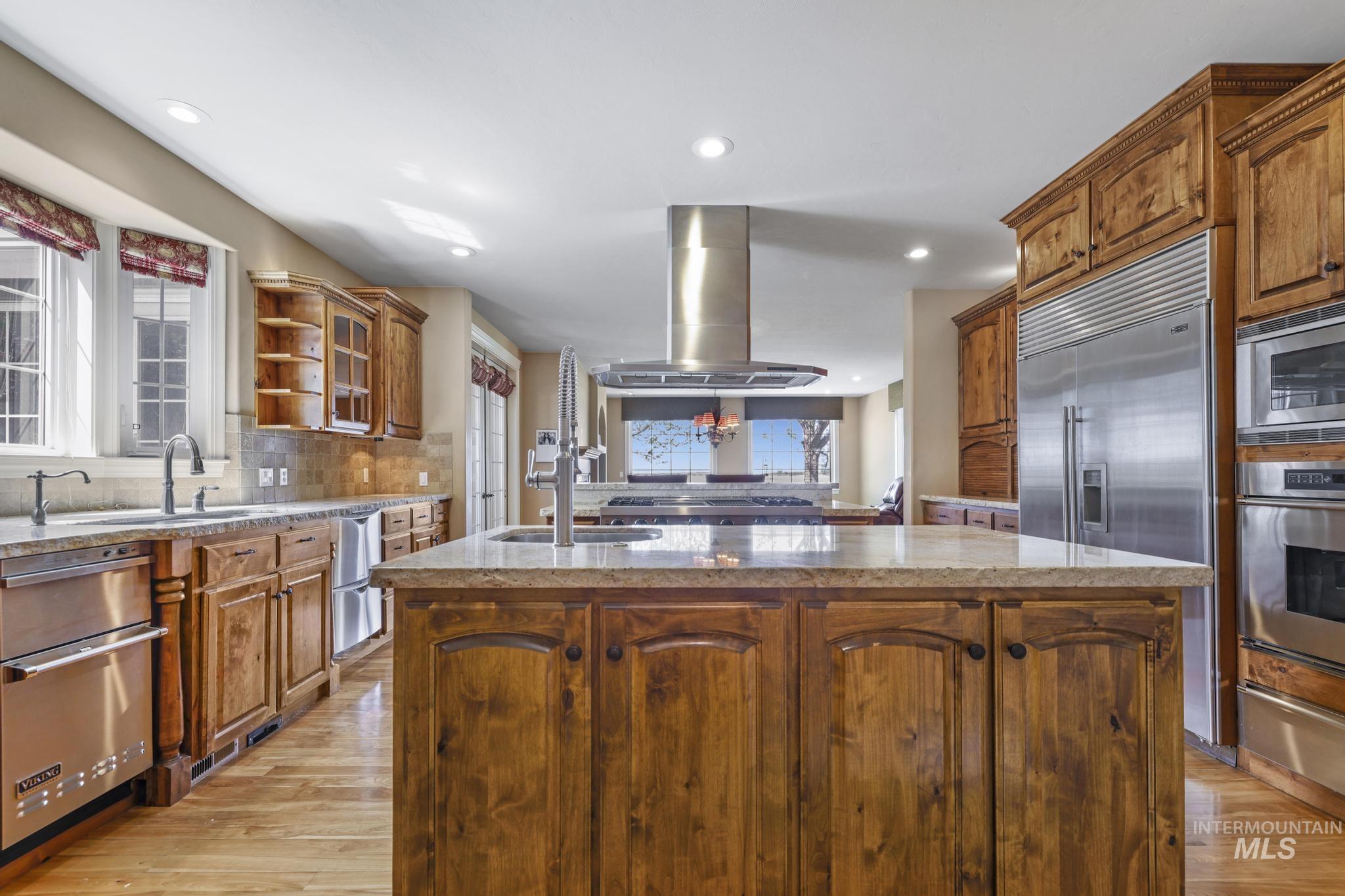 1526 Highway 26, Gooding, Idaho 83330, 4 Bedrooms, 5.5 Bathrooms, Residential For Sale, Price $3,600,000,MLS 98992308