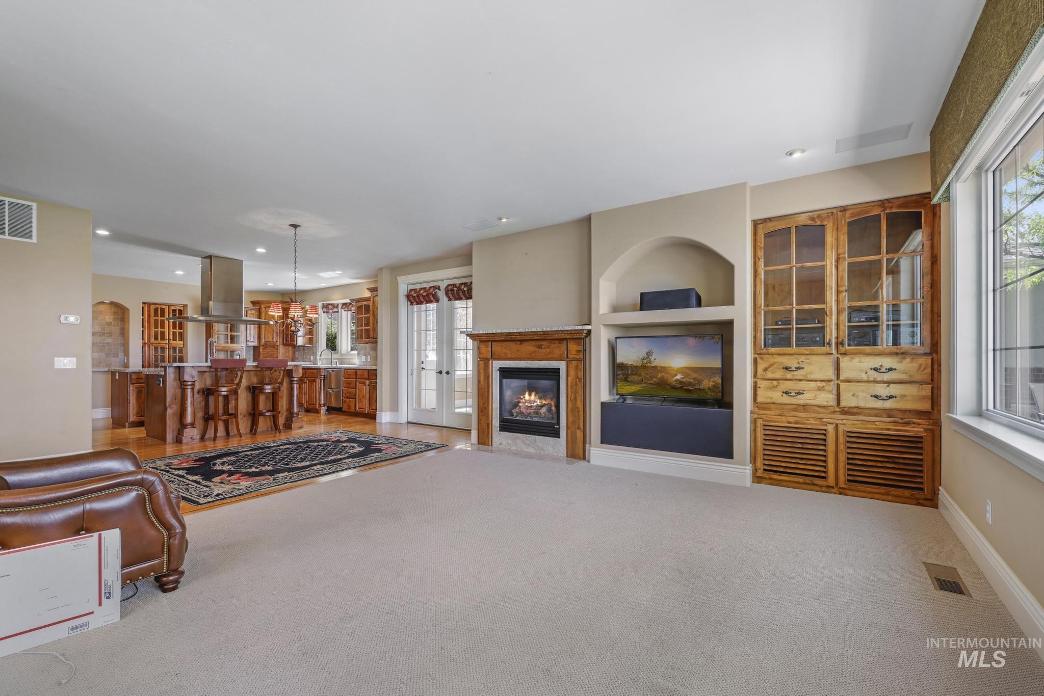 1526 Highway 26, Gooding, Idaho 83330, 4 Bedrooms, 5.5 Bathrooms, Residential Income For Sale, Price $3,600,000,MLS 98992309