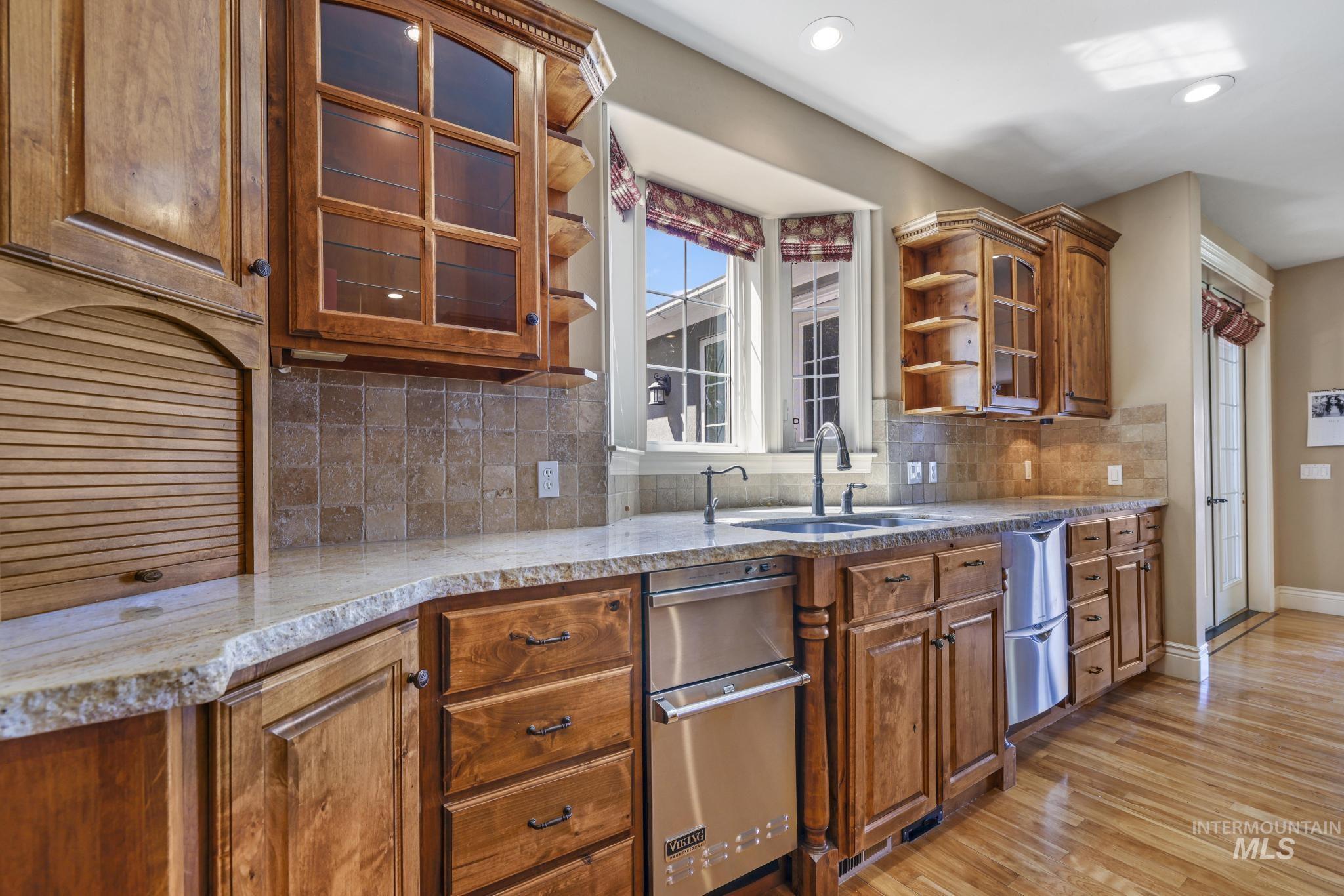 1526 Highway 26, Gooding, Idaho 83330, 4 Bedrooms, 5.5 Bathrooms, Residential Income For Sale, Price $3,600,000,MLS 98992309