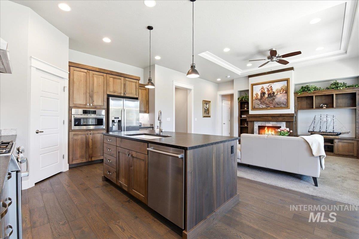 105 W Lockhart, Meridian, Idaho 83646, 3 Bedrooms, 2 Bathrooms, Residential For Sale, Price $549,900, 98992311