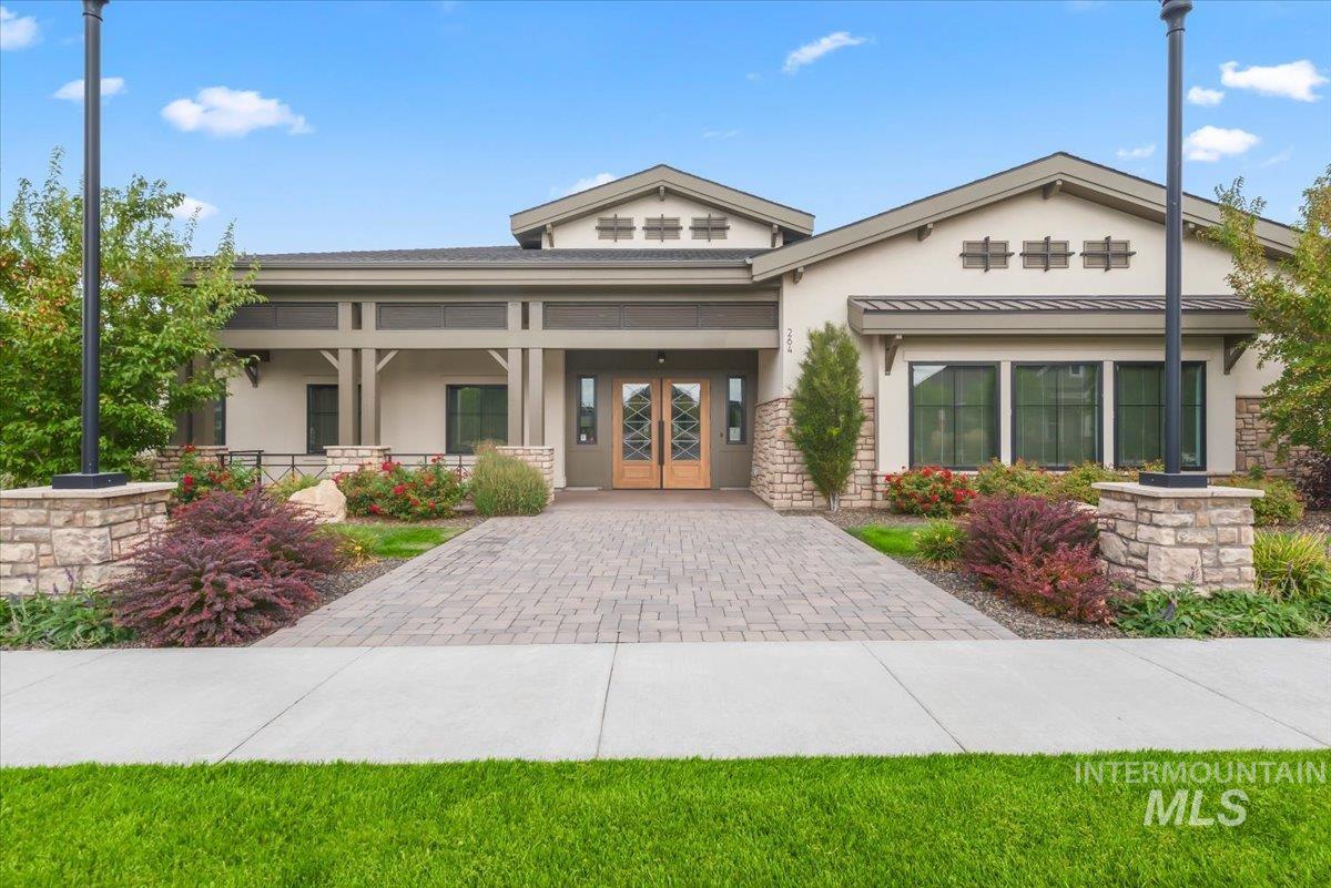 105 W Lockhart, Meridian, Idaho 83646, 3 Bedrooms, 2 Bathrooms, Residential For Sale, Price $549,900, 98992311