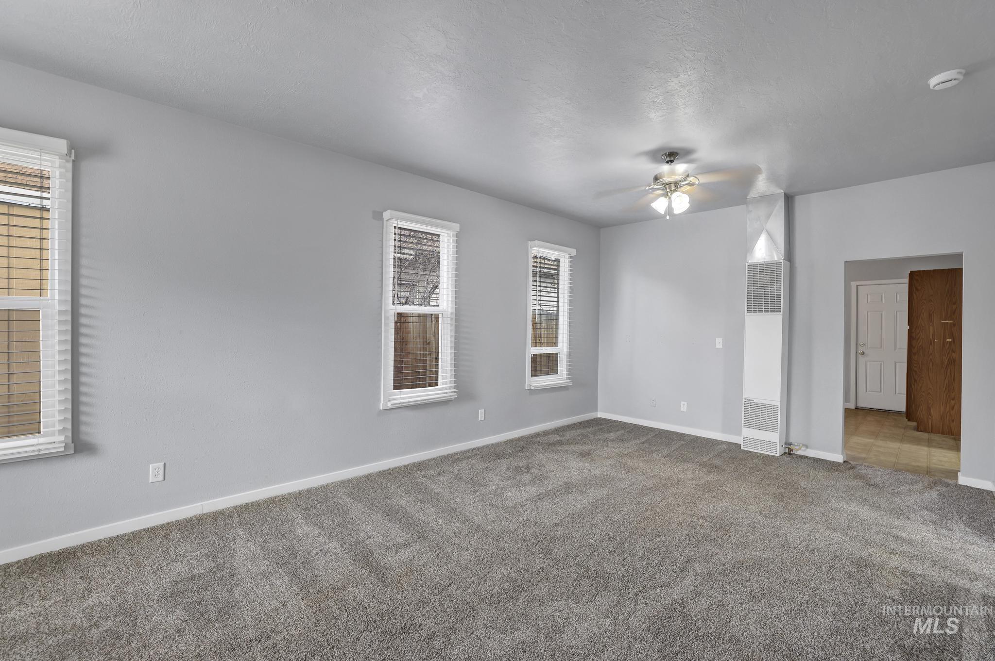 332 4th Ave W, Twin Falls, Idaho 83301, 2 Bedrooms, 1 Bathroom, Residential For Sale, Price $234,900,MLS 98992312