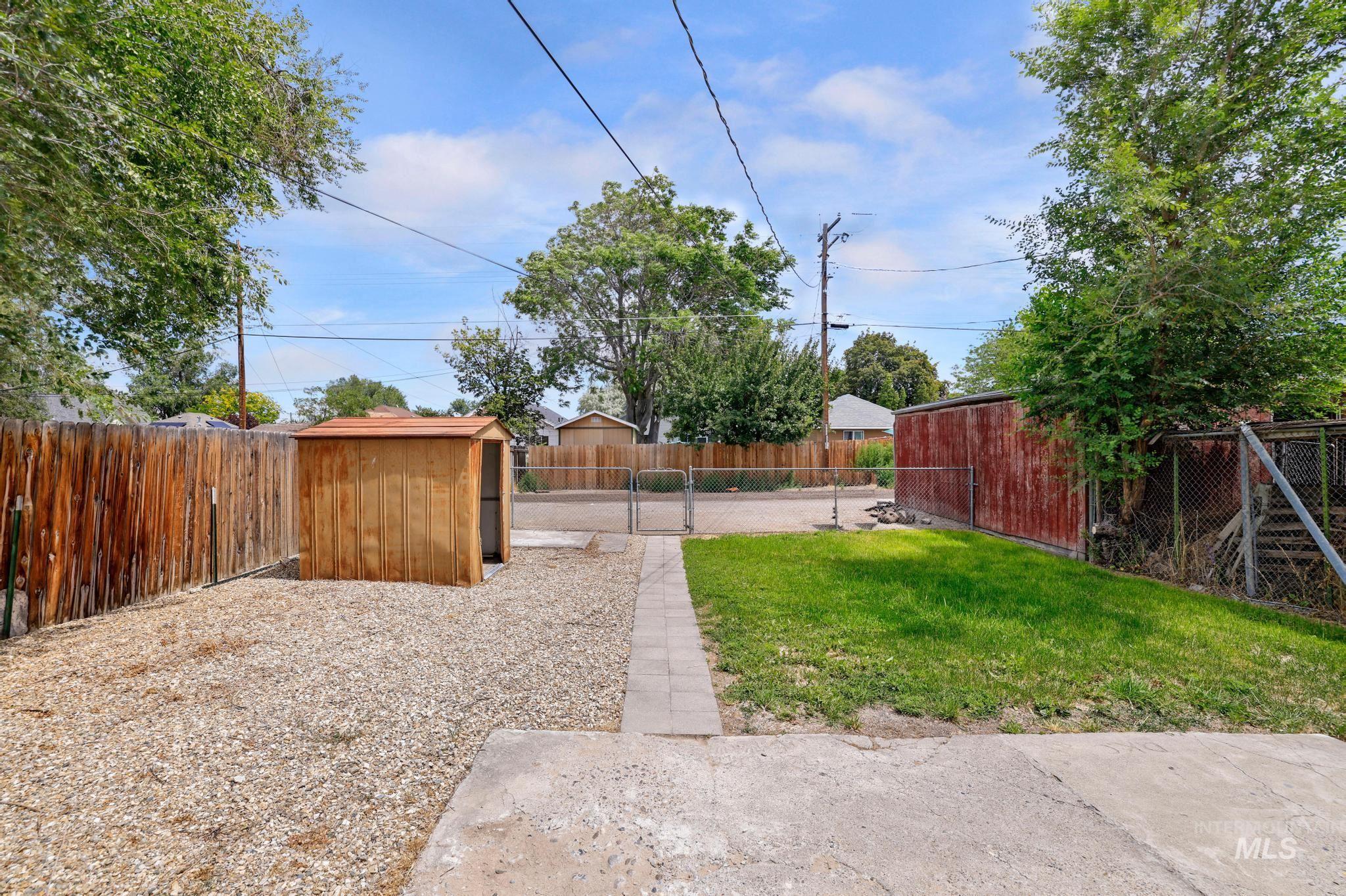 332 4th Ave W, Twin Falls, Idaho 83301, 2 Bedrooms, 1 Bathroom, Residential For Sale, Price $234,900,MLS 98992312