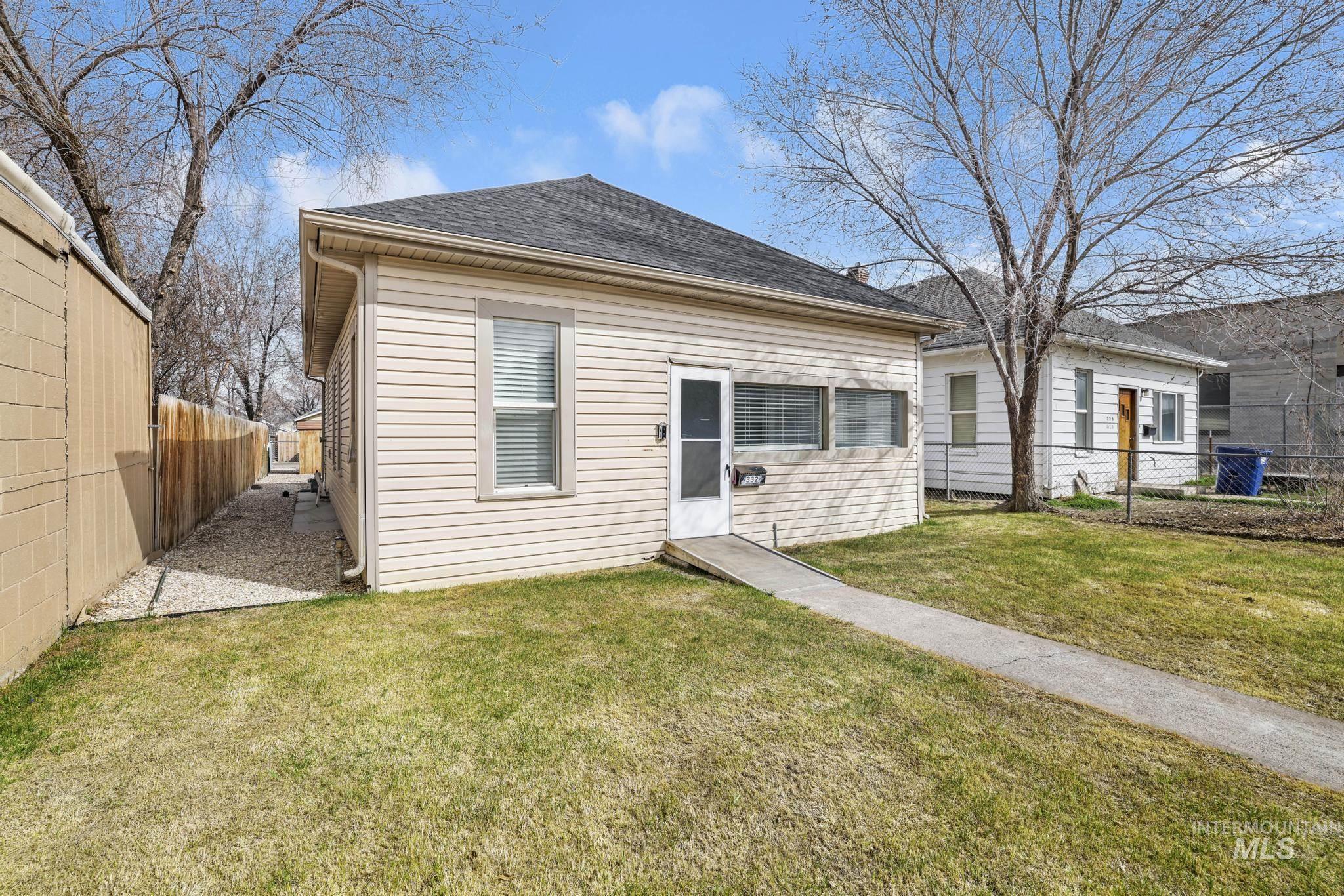 332 4th Ave W, Twin Falls, Idaho 83301, 2 Bedrooms, 1 Bathroom, Residential For Sale, Price $234,900,MLS 98992312