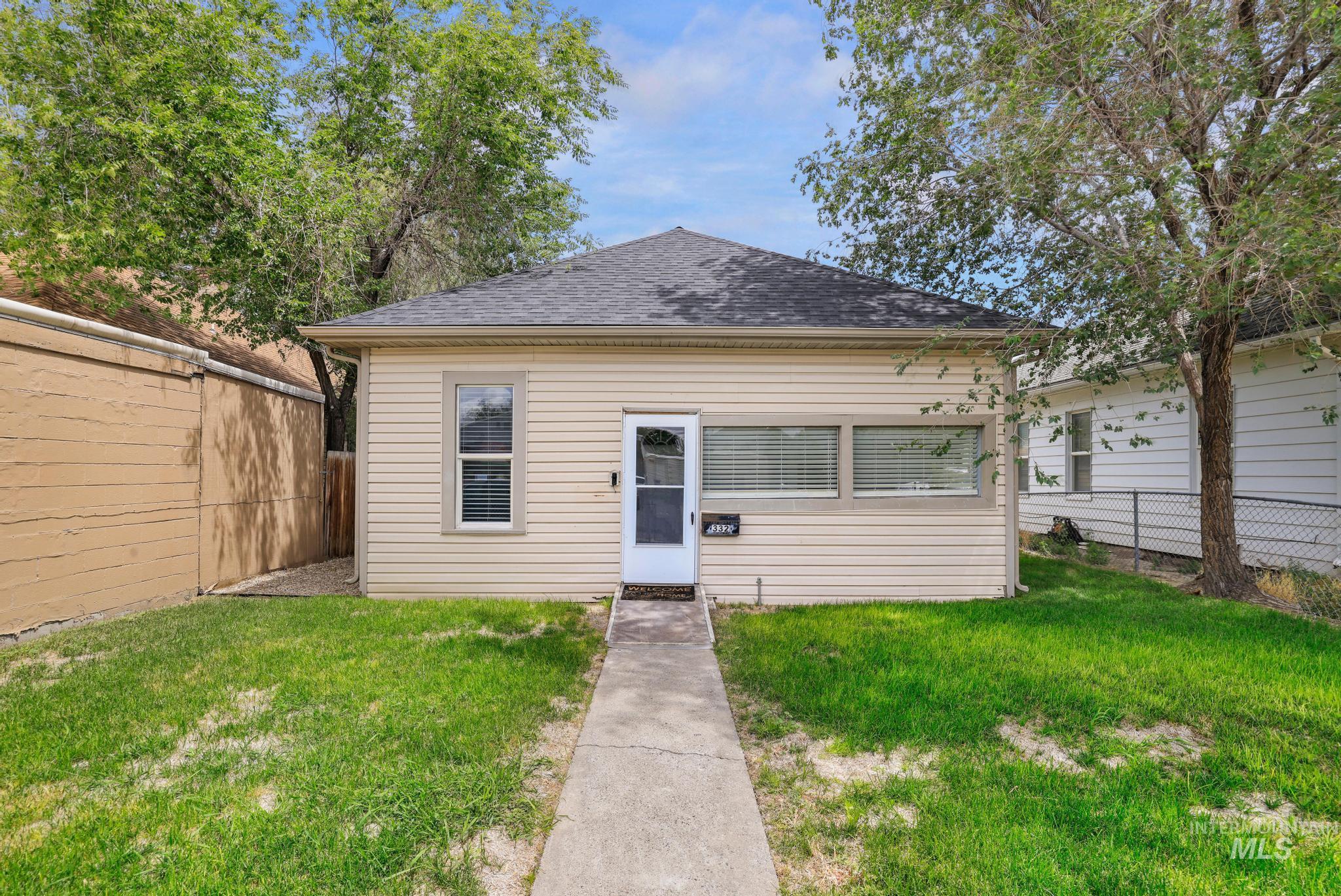 332 4th Ave W, Twin Falls, Idaho 83301, 2 Bedrooms, 1 Bathroom, Residential For Sale, Price $234,900,MLS 98992312
