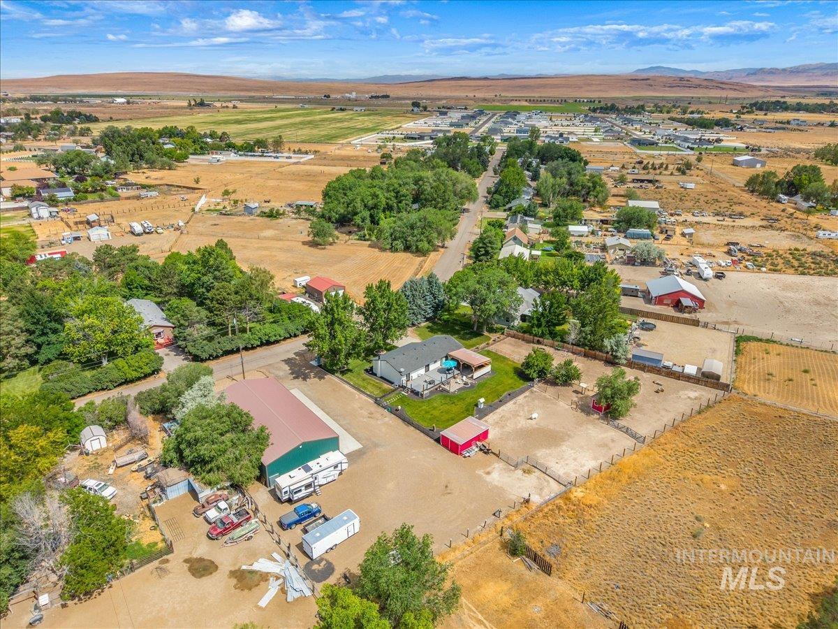 3582 NW Dutton Way, Mountain Home, Idaho 83647, 3 Bedrooms, 2.5 Bathrooms, Residential For Sale, Price $747,900, 98992313