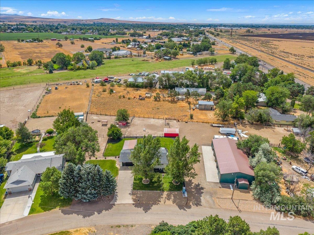 3582 NW Dutton Way, Mountain Home, Idaho 83647, 3 Bedrooms, 2.5 Bathrooms, Residential For Sale, Price $747,900, 98992313