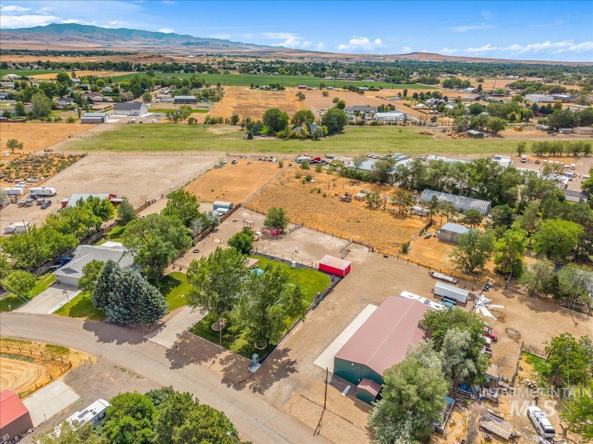 3582 NW Dutton Way, Mountain Home, Idaho 83647, 3 Bedrooms, 2.5 Bathrooms, Residential For Sale, Price $747,900, 98992313
