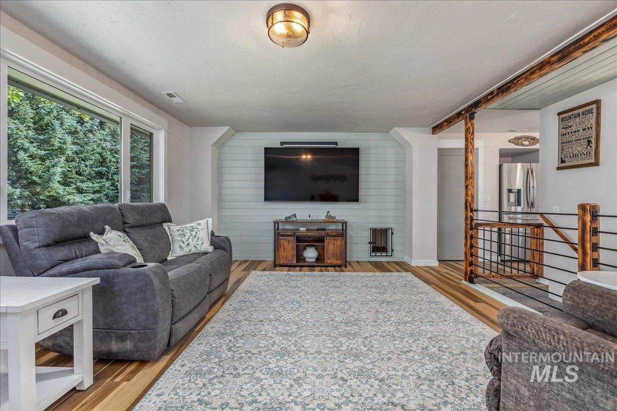 3582 NW Dutton Way, Mountain Home, Idaho 83647, 3 Bedrooms, 2.5 Bathrooms, Residential For Sale, Price $747,900, 98992313
