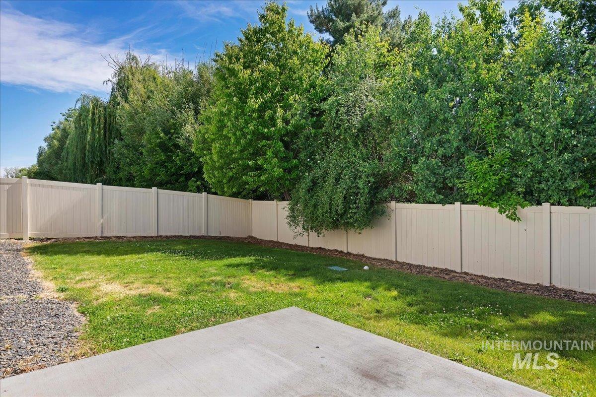 3055 S Green Forest Way, Boise, Idaho 83709, 4 Bedrooms, 2 Bathrooms, Residential For Sale, Price $479,990, 98992316