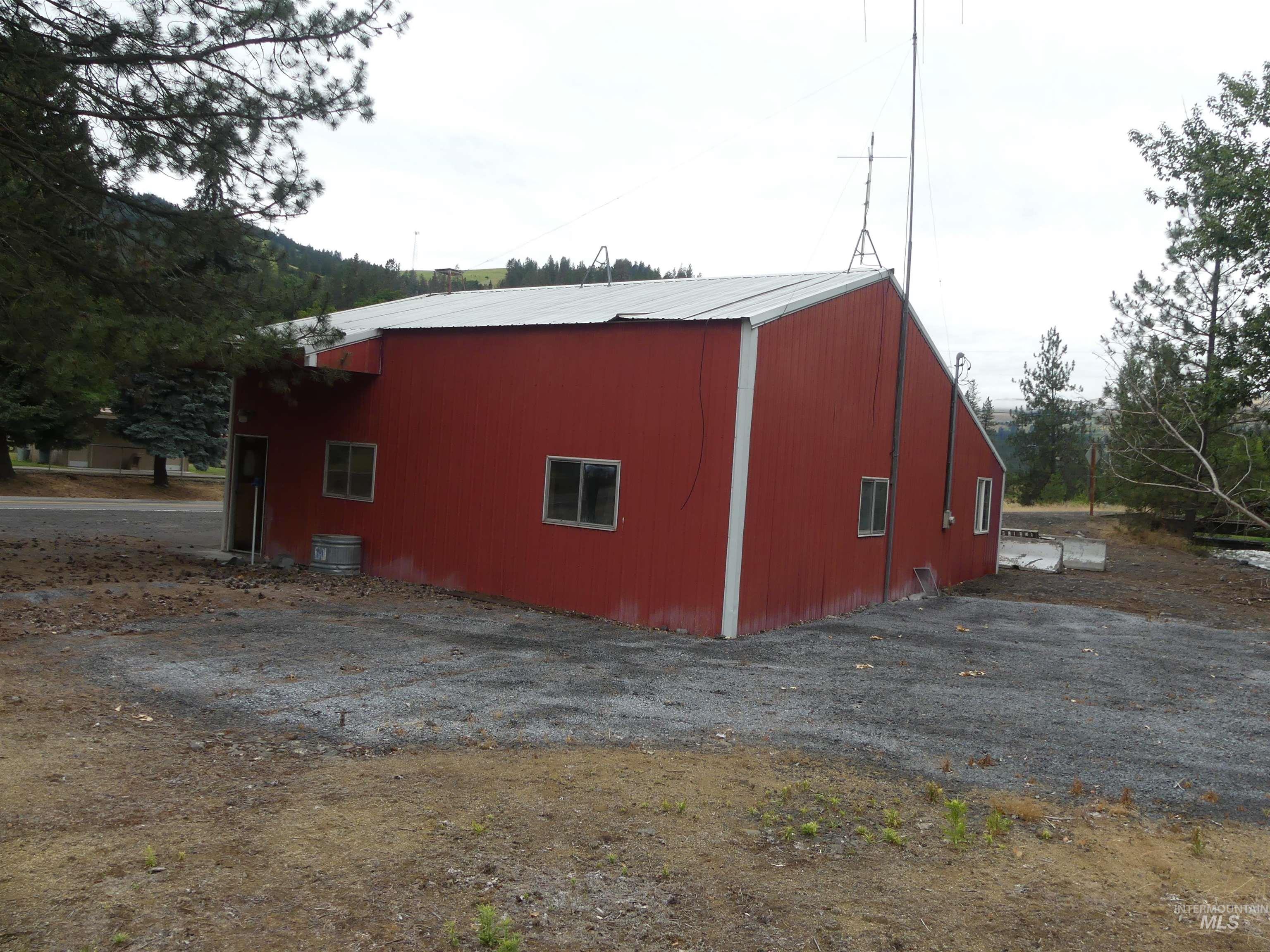 319 N Main St, Peck, Idaho 83545, Business/Commercial For Sale, Price $175,000,MLS 98992318