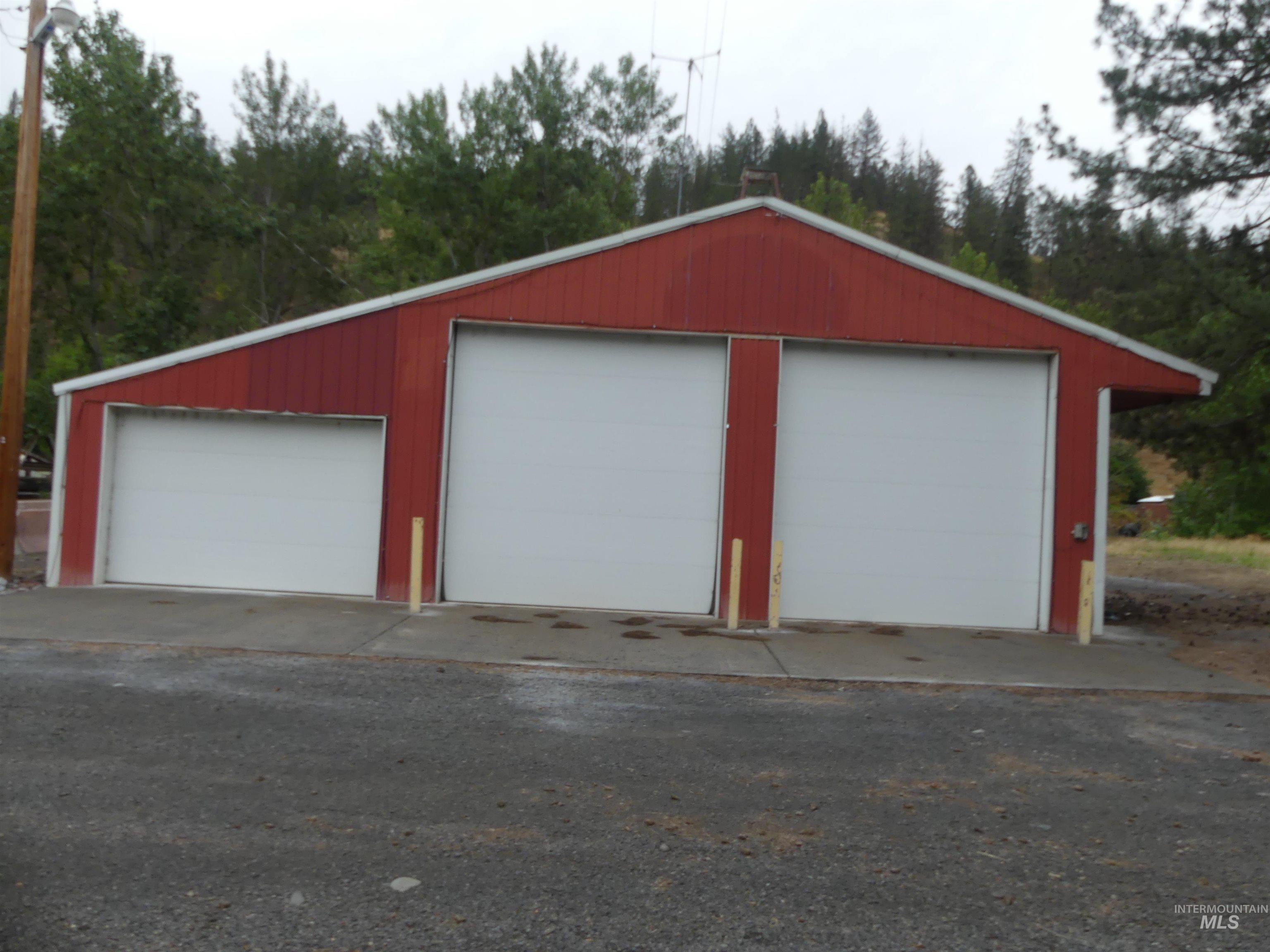 319 N Main St, Peck, Idaho 83545, Business/Commercial For Sale, Price $175,000,MLS 98992318
