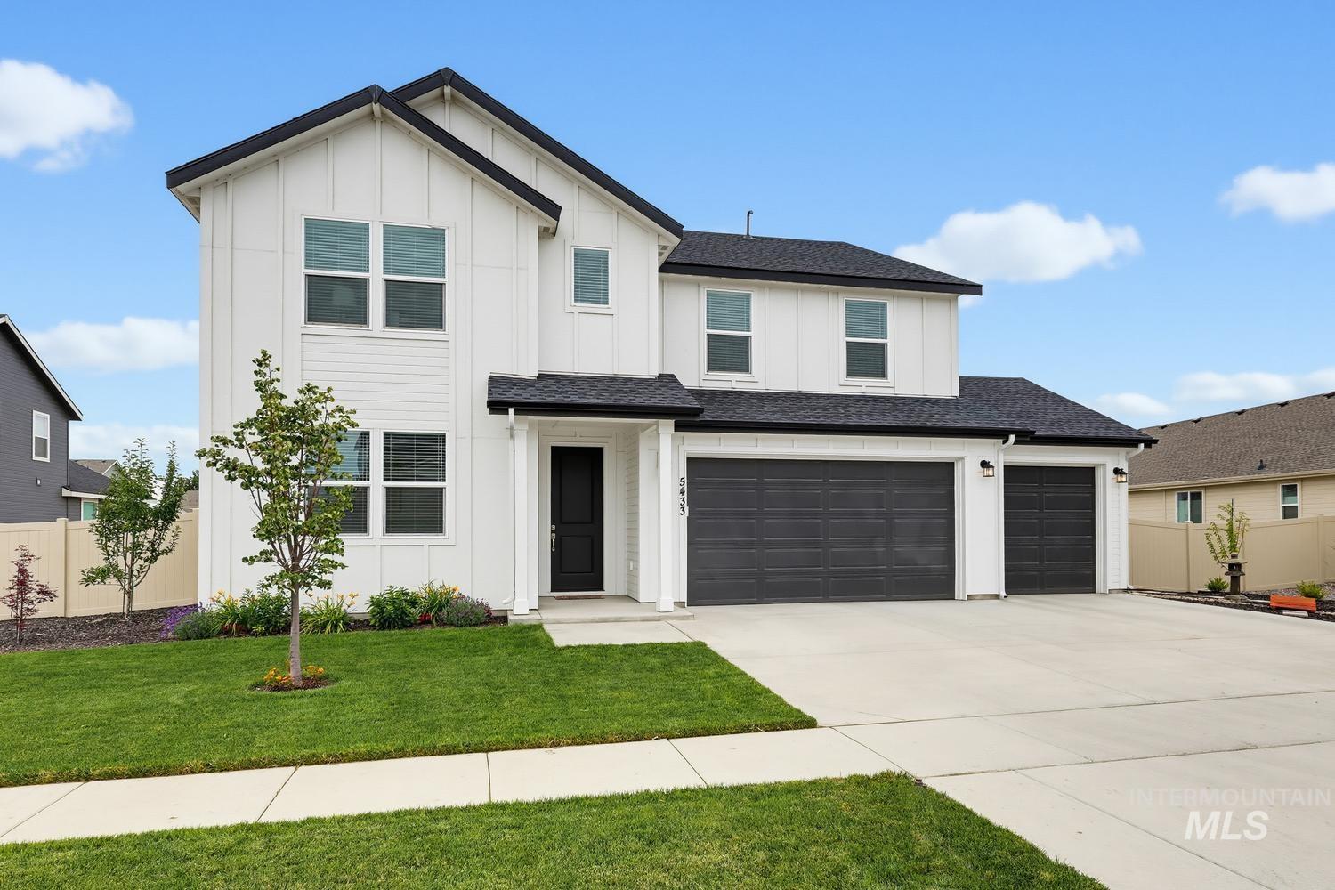 5433 E Terrace Falls Ct, Nampa, Idaho 83686-1034, 4 Bedrooms, 3 Bathrooms, Residential For Sale, Price $619,900, 98992319