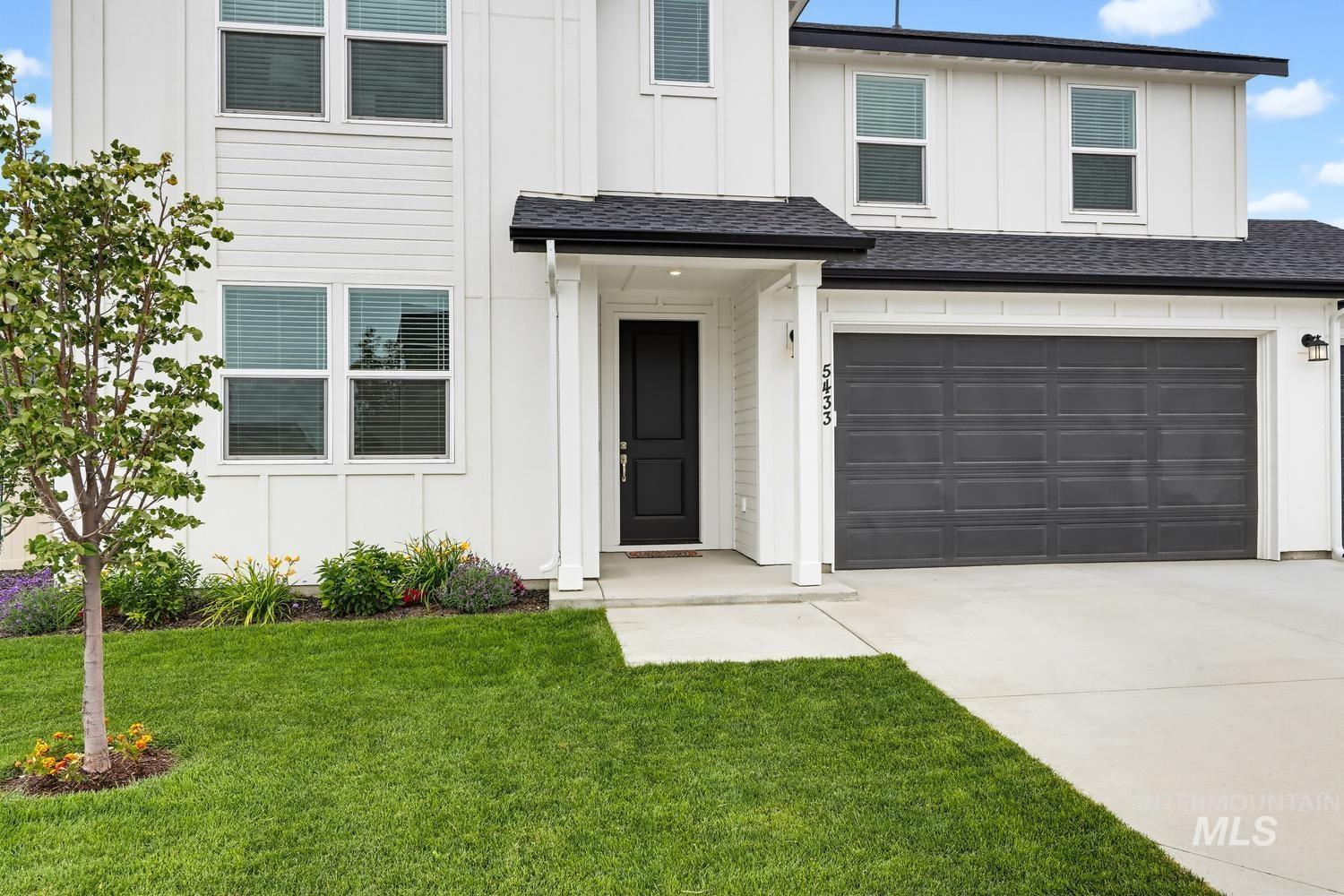 5433 E Terrace Falls Ct, Nampa, Idaho 83686-1034, 4 Bedrooms, 3 Bathrooms, Residential For Sale, Price $619,900, 98992319