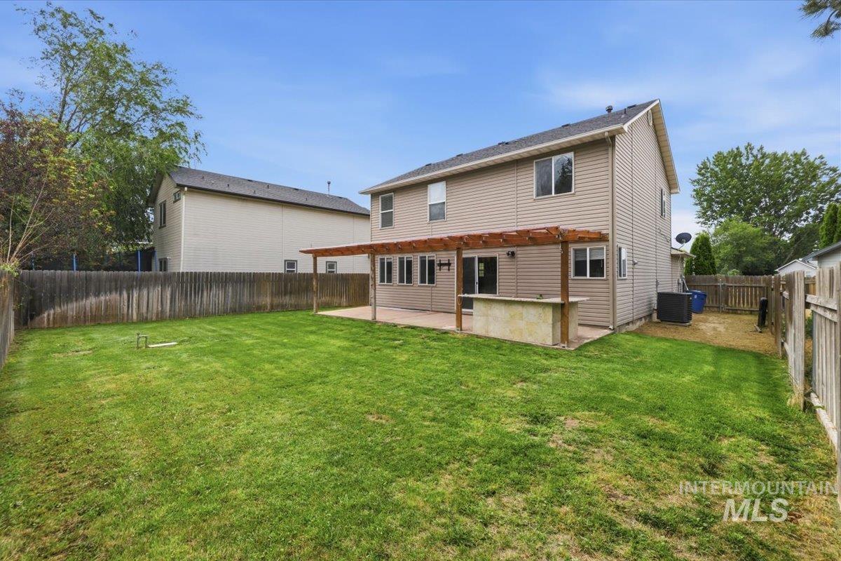 11860 Huckleberry Dr, Nampa, Idaho 83651, 3 Bedrooms, 2.5 Bathrooms, Residential For Sale, Price $399,900, 98992320