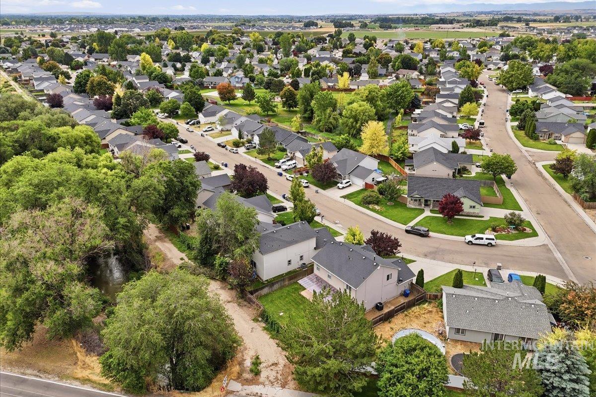 11860 Huckleberry Dr, Nampa, Idaho 83651, 3 Bedrooms, 2.5 Bathrooms, Residential For Sale, Price $409,900, 98992320