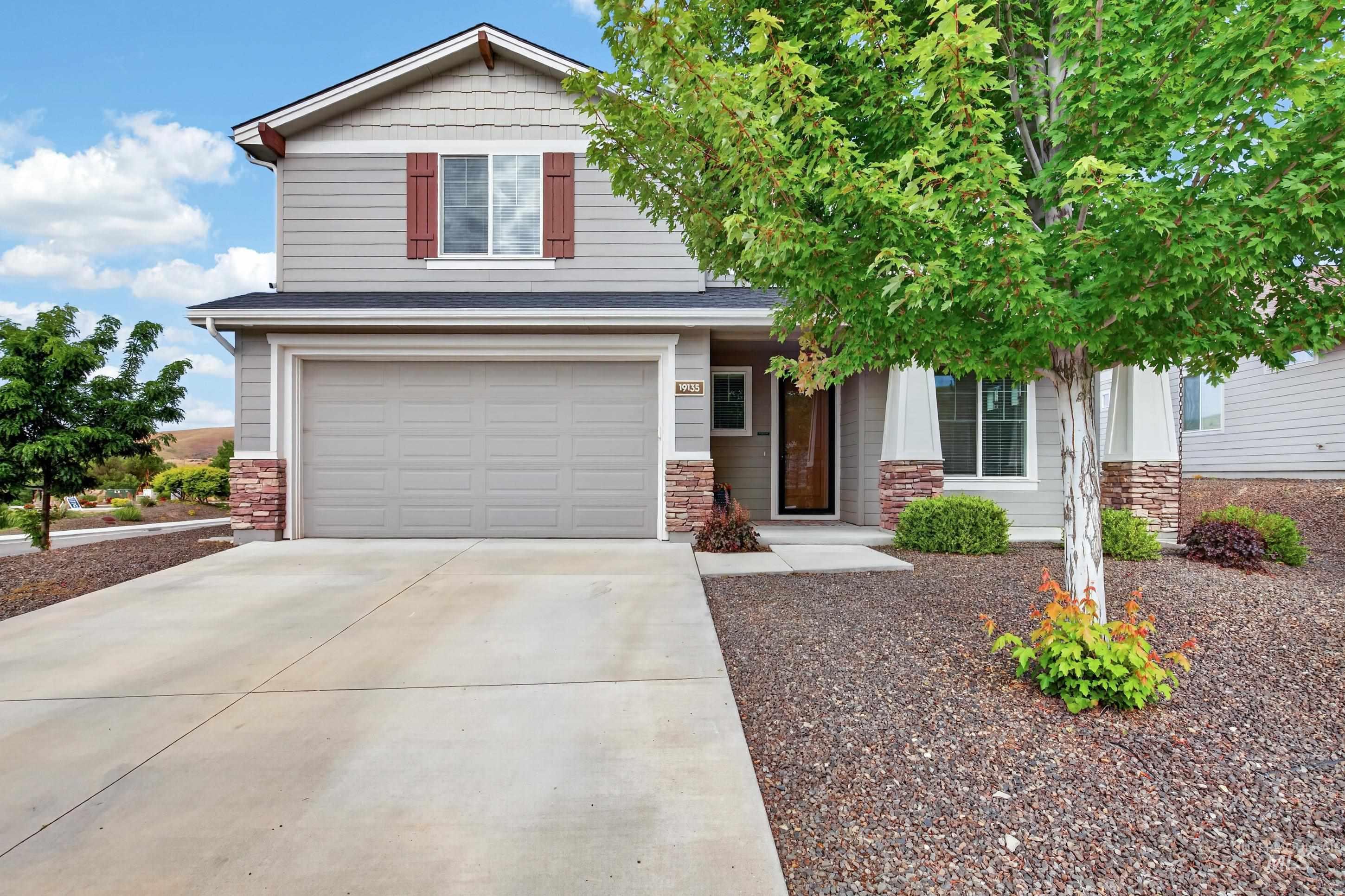 19135 N Glenisla Ave., Eagle, Idaho 83714, 4 Bedrooms, 2.5 Bathrooms, Residential For Sale, Price $635,000, 98992322