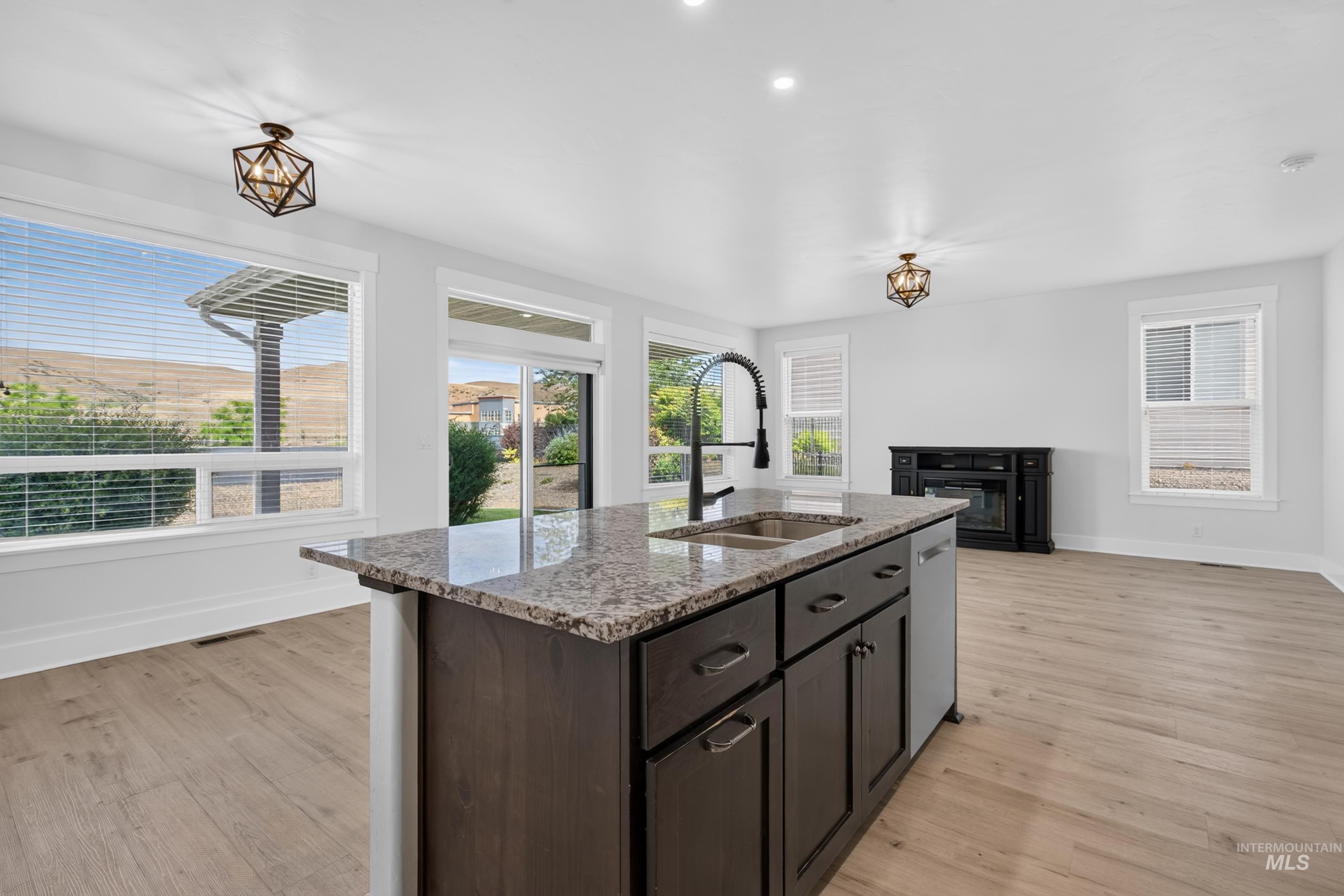 19135 N Glenisla, Boise, Idaho 83714, 4 Bedrooms, 2.5 Bathrooms, Residential For Sale, Price $645,000, 98992322