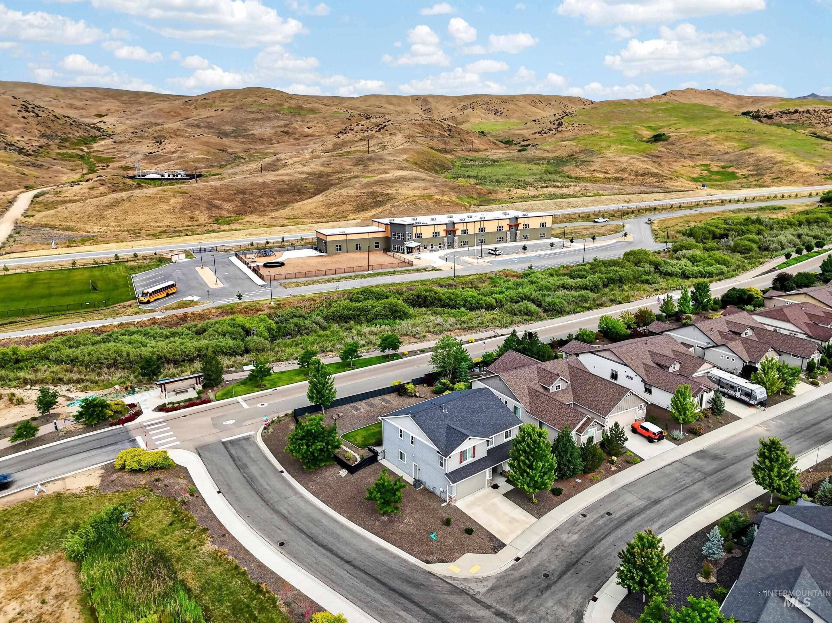 19135 N Glenisla, Boise, Idaho 83714, 4 Bedrooms, 2.5 Bathrooms, Residential For Sale, Price $645,000, 98992322
