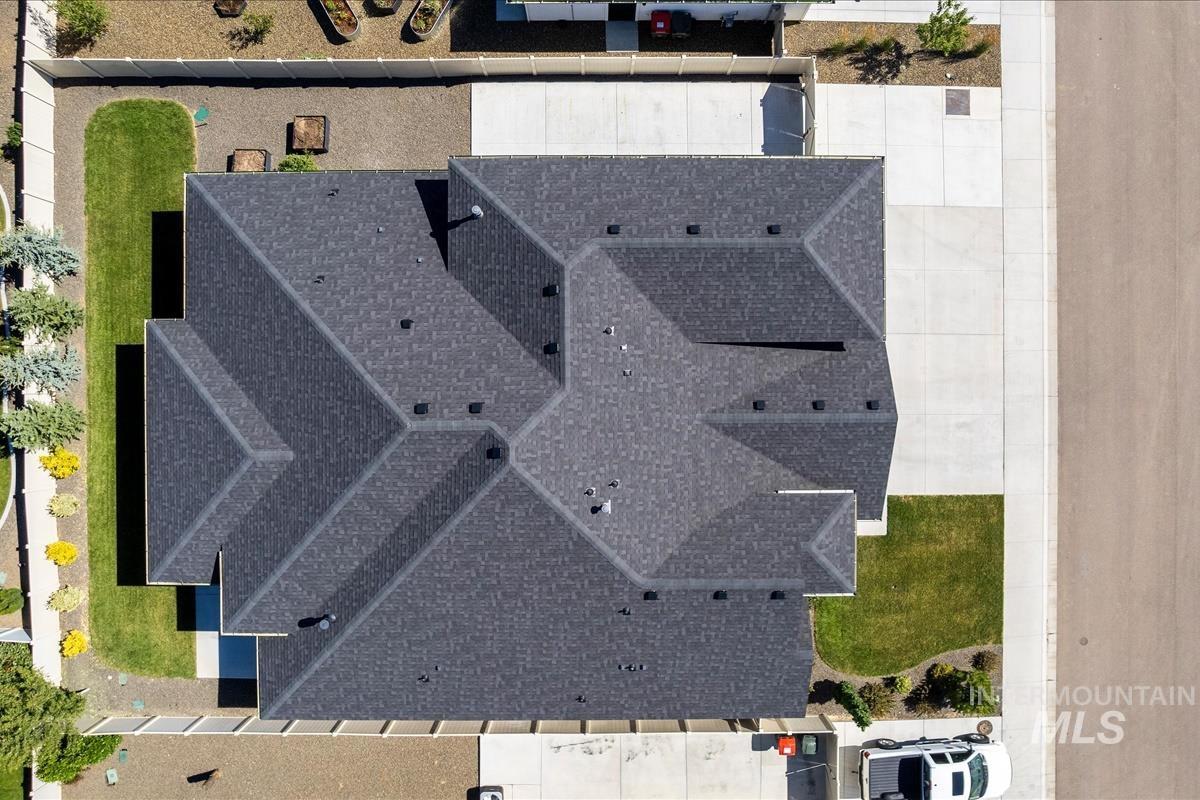 4684 N Arches, Meridian, Idaho 83646, 3 Bedrooms, 3.5 Bathrooms, Residential For Sale, Price $872,000, 98992330