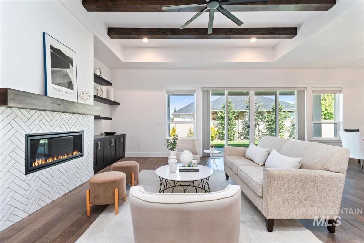 4684 N Arches, Meridian, Idaho 83646, 3 Bedrooms, 3.5 Bathrooms, Residential For Sale, Price $872,000, 98992330