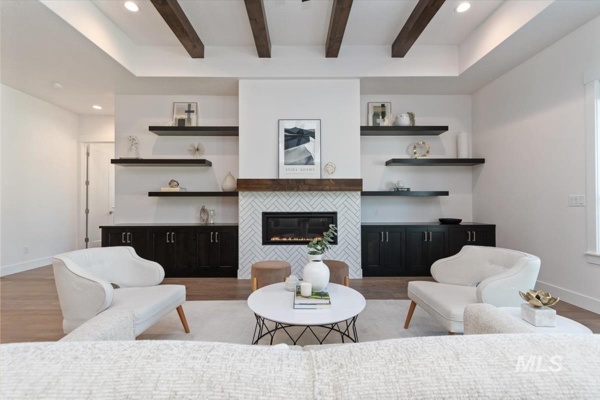4684 N Arches, Meridian, Idaho 83646, 3 Bedrooms, 3.5 Bathrooms, Residential For Sale, Price $872,000, 98992330