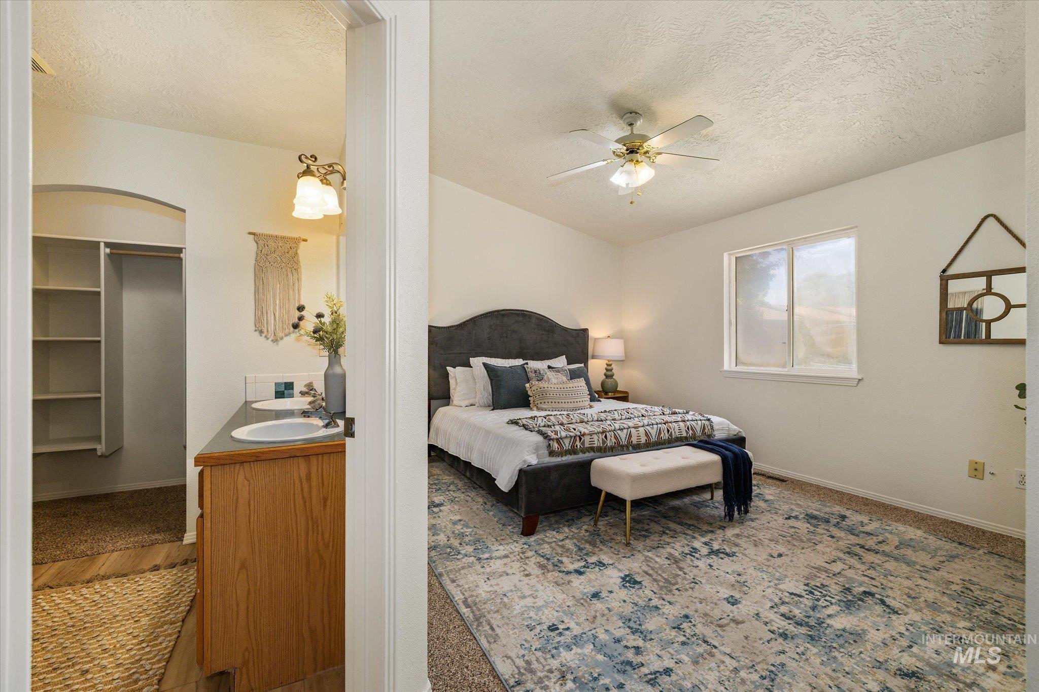 581 N Shady Grove Way, Kuna, Idaho 83634-2160, 3 Bedrooms, 2 Bathrooms, Residential For Sale, Price $375,000, 98992331