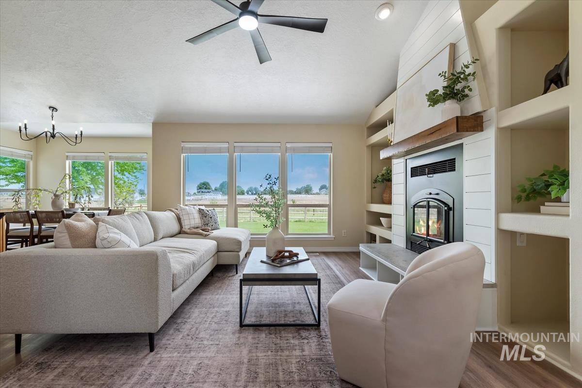 12840 Quail Run Ln., Caldwell, Idaho 83607, 4 Bedrooms, 3 Bathrooms, Residential For Sale, Price $934,900,MLS 98992333