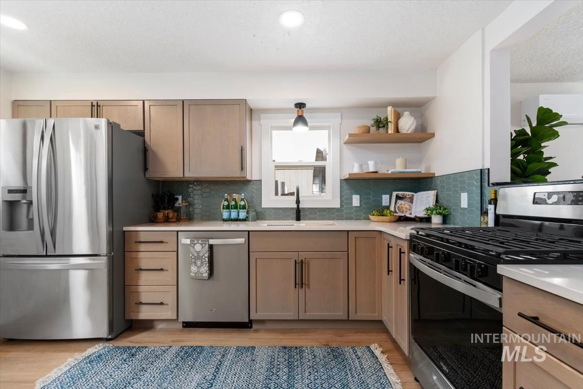 3005 W Hester St, Boise, Idaho 83702, 2 Bedrooms, 1 Bathroom, Residential For Sale, Price $425,000,MLS 98992334