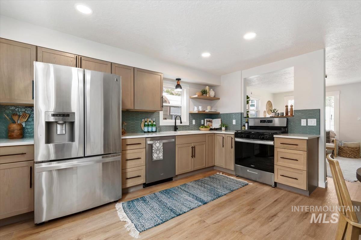 3005 W Hester St, Boise, Idaho 83702, 2 Bedrooms, 1 Bathroom, Residential For Sale, Price $425,000,MLS 98992334