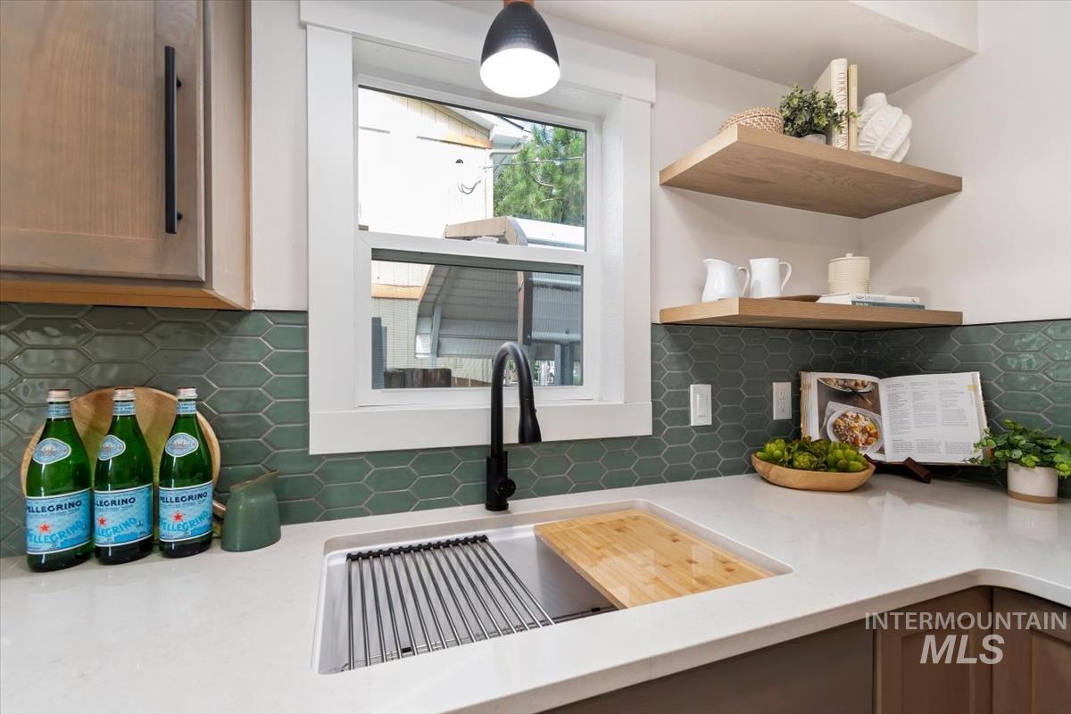 3005 W Hester St, Boise, Idaho 83702, 2 Bedrooms, 1 Bathroom, Residential For Sale, Price $425,000,MLS 98992334