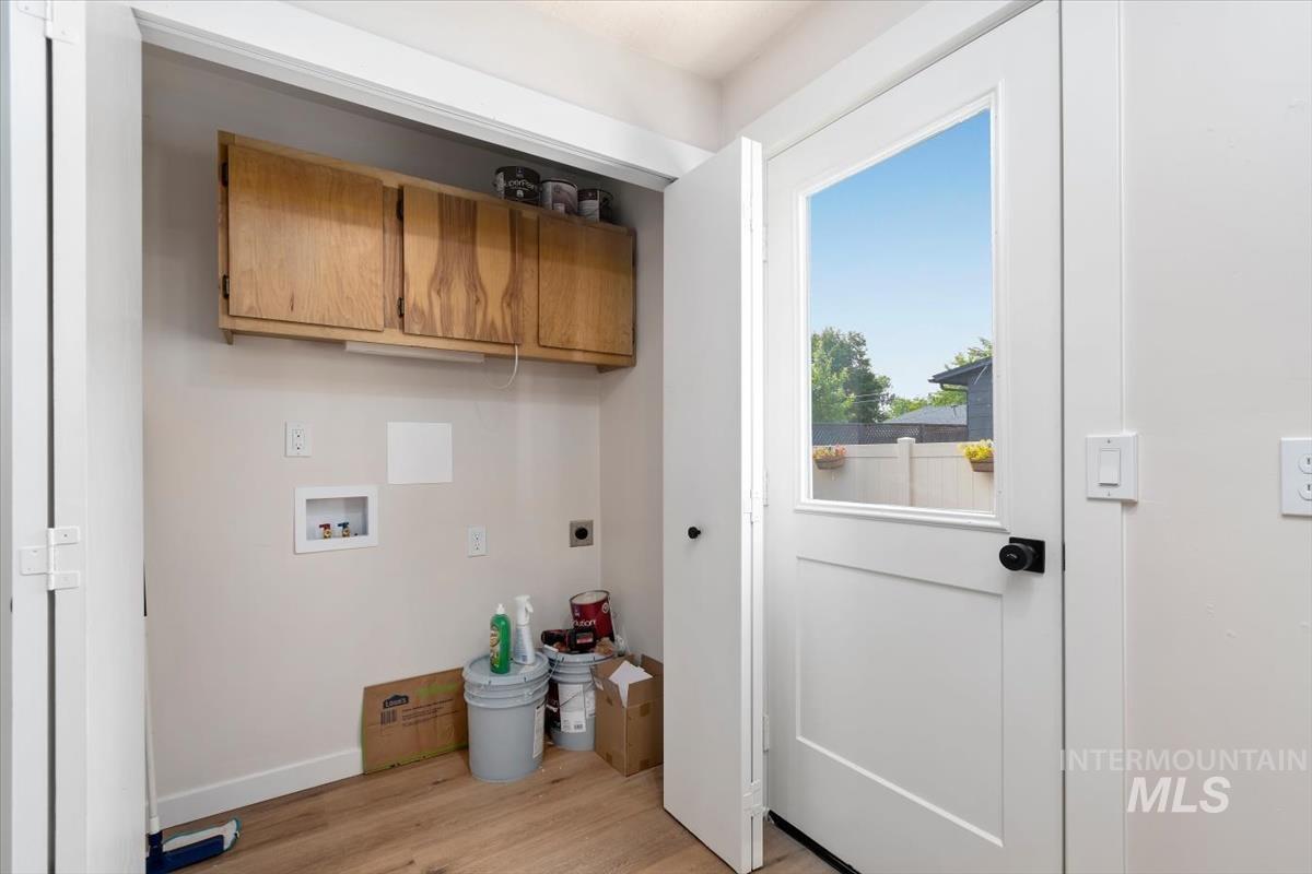 3005 W Hester St, Boise, Idaho 83702, 2 Bedrooms, 1 Bathroom, Residential For Sale, Price $425,000,MLS 98992334