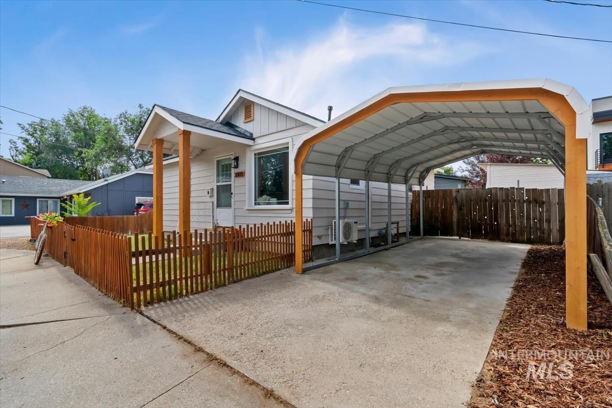 3005 W Hester St, Boise, Idaho 83702, 2 Bedrooms, 1 Bathroom, Residential For Sale, Price $425,000,MLS 98992334