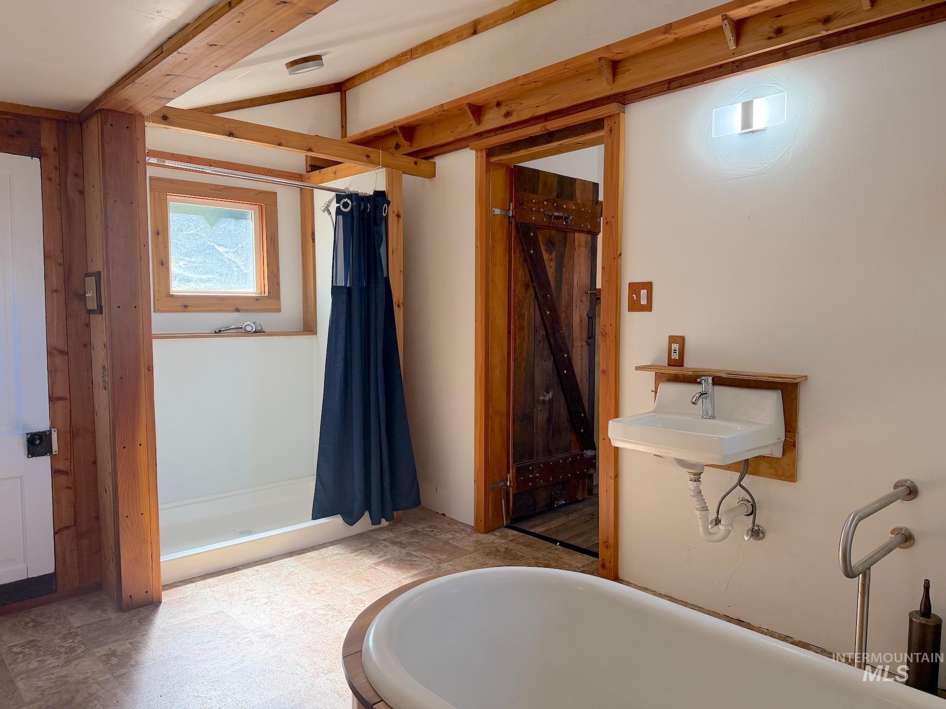219 N Washington, Moscow, Idaho 83843, 4 Bedrooms, 2 Bathrooms, Residential For Sale, Price $430,000,MLS 98992335