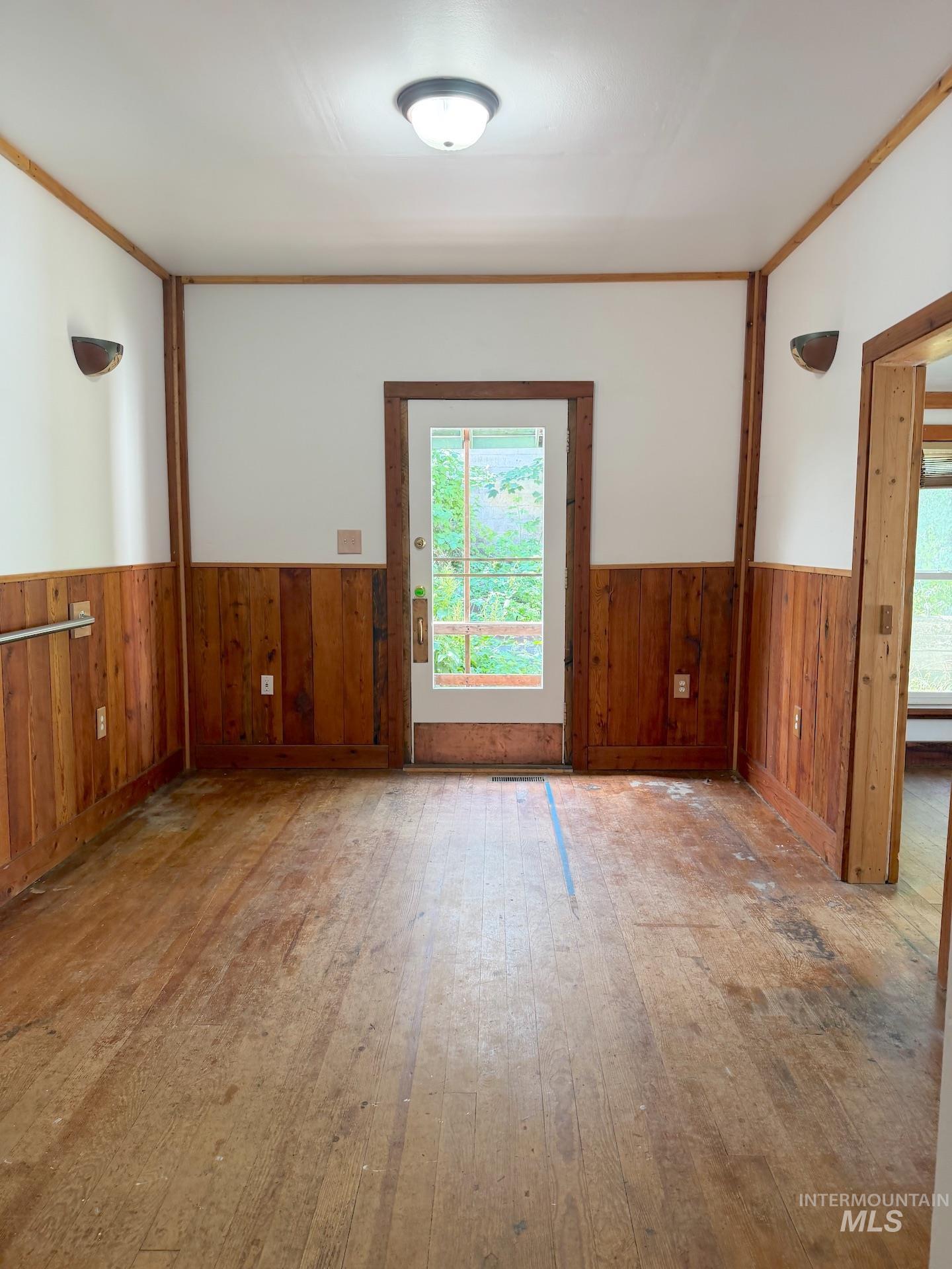 219 N Washington, Moscow, Idaho 83843, 4 Bedrooms, 2 Bathrooms, Residential For Sale, Price $430,000,MLS 98992335