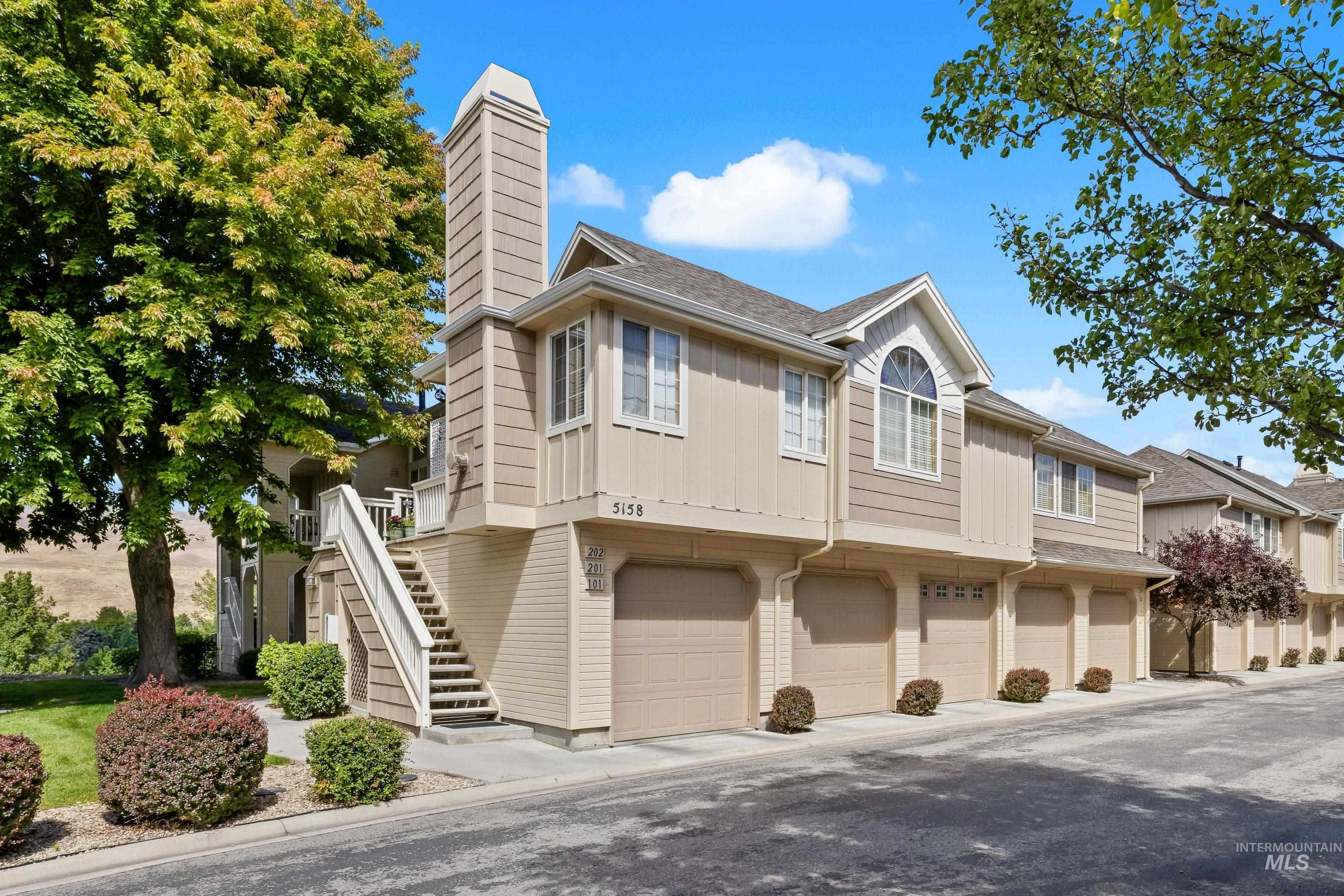 5158 S Surprise Way, Boise, Idaho 83716, 2 Bedrooms, 2 Bathrooms, Residential For Sale, Price $479,900,MLS 98992339
